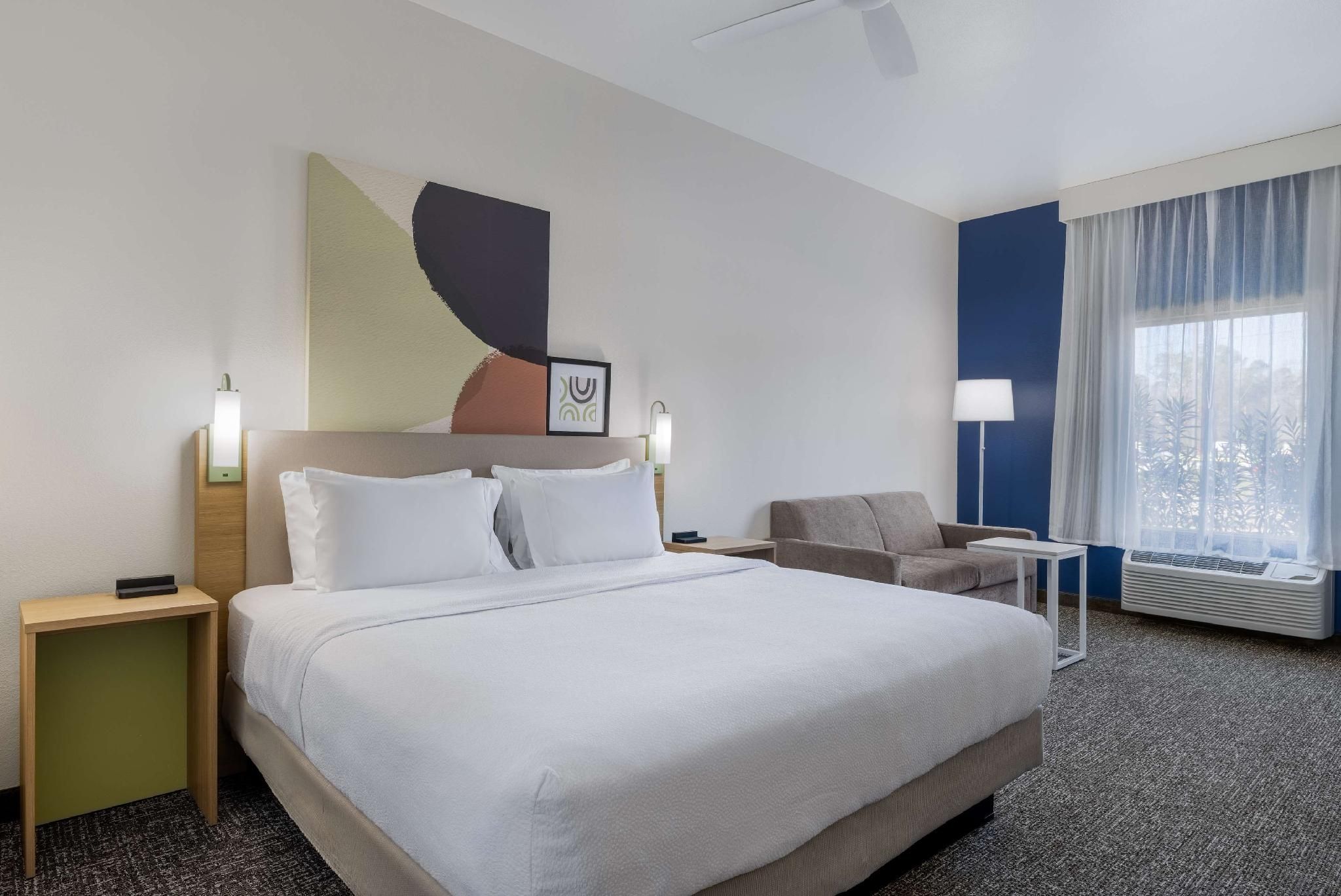 Spark by Hilton Nacogdoches 1 K Mobility/hearing Accessible Ri Shwr Sofabd 2