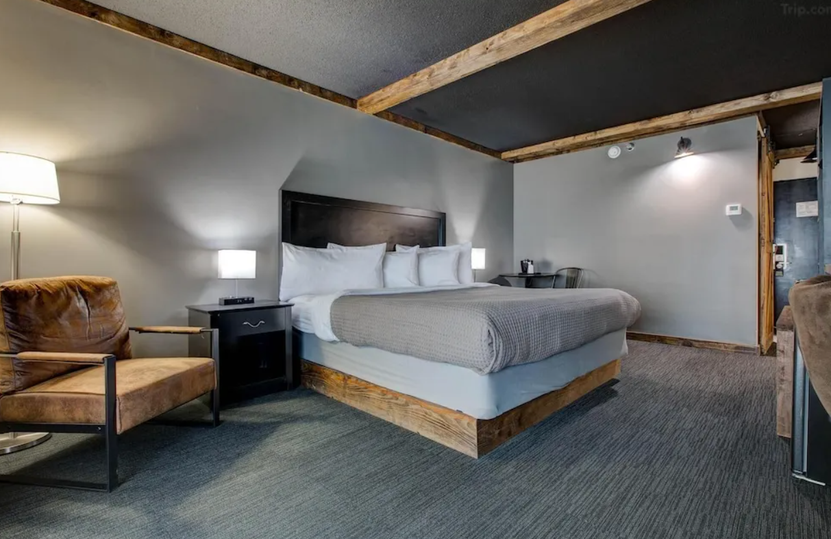 1 King Bed, Junior Suite, Non-Smoking