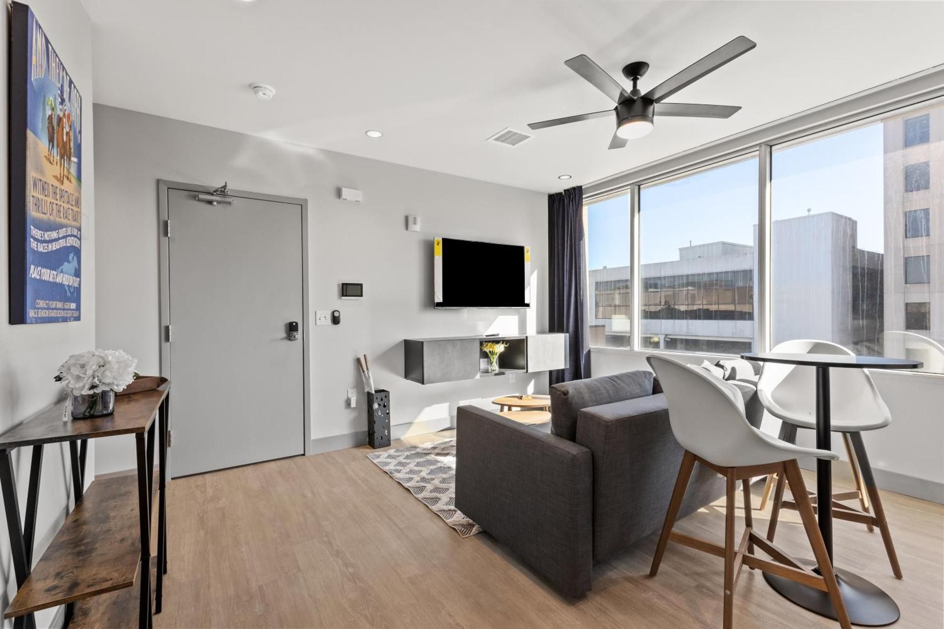 Studio Apartment