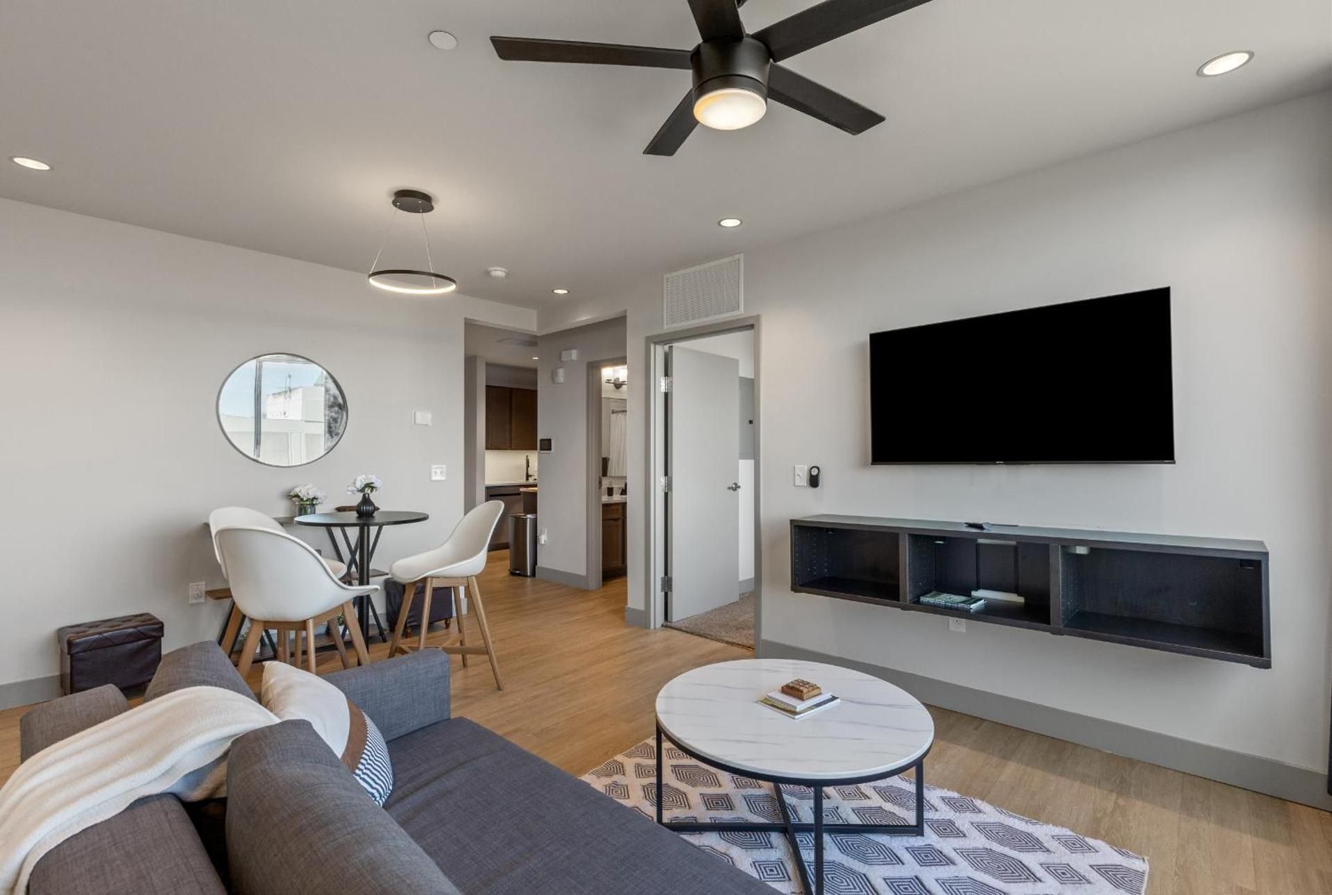 Superior Apartment