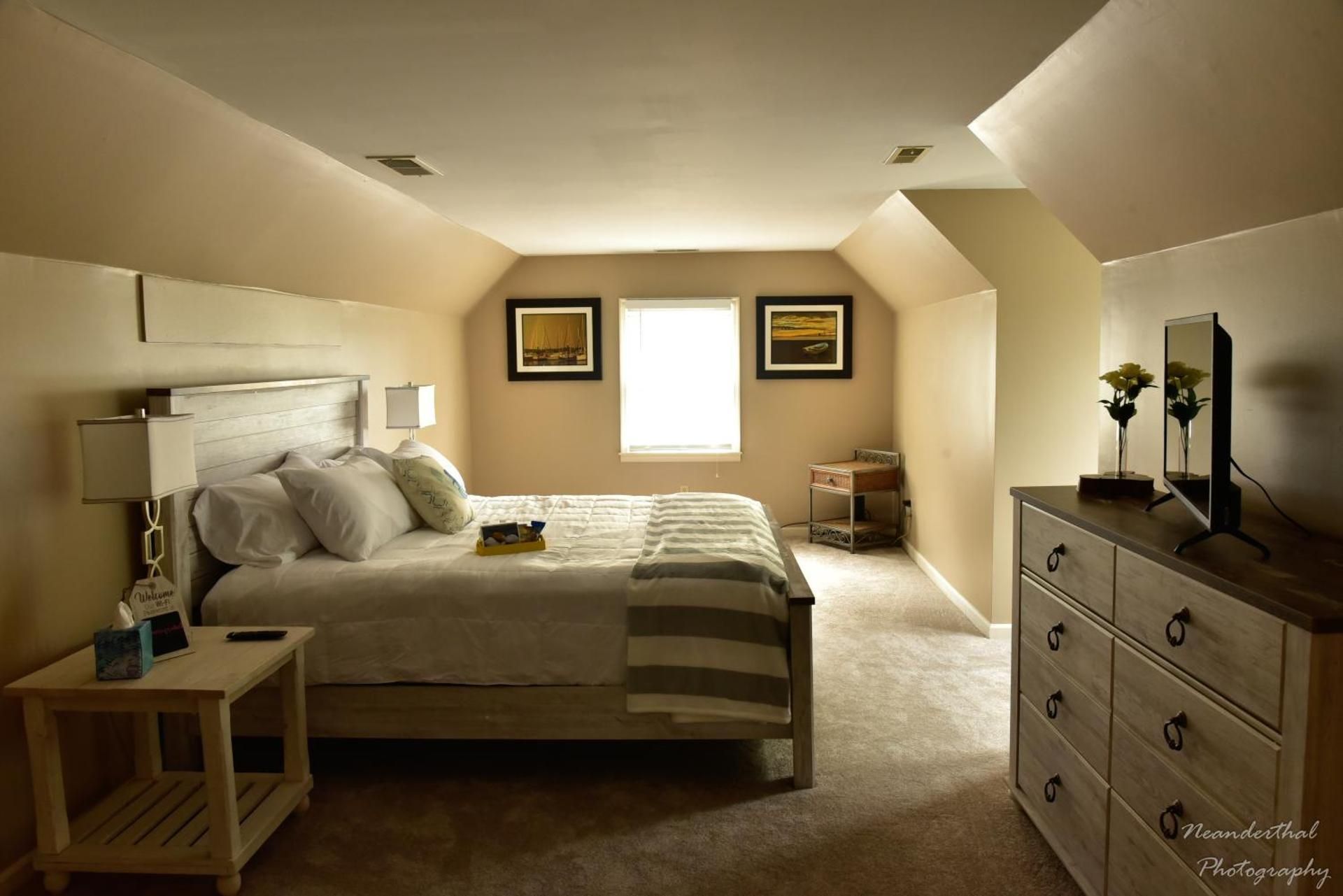 Deluxe King Room
