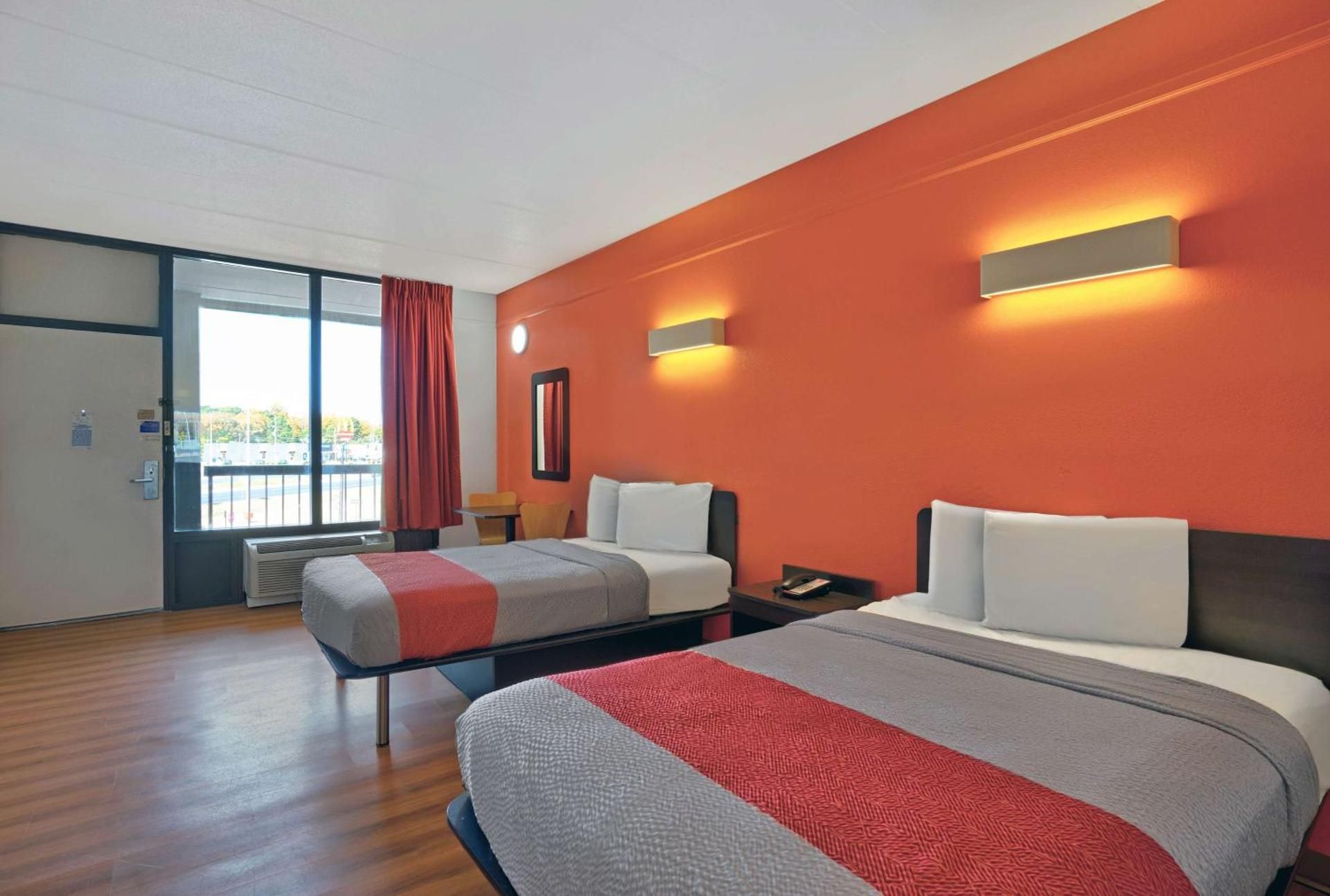 Quadruple Room - Non-Smoking