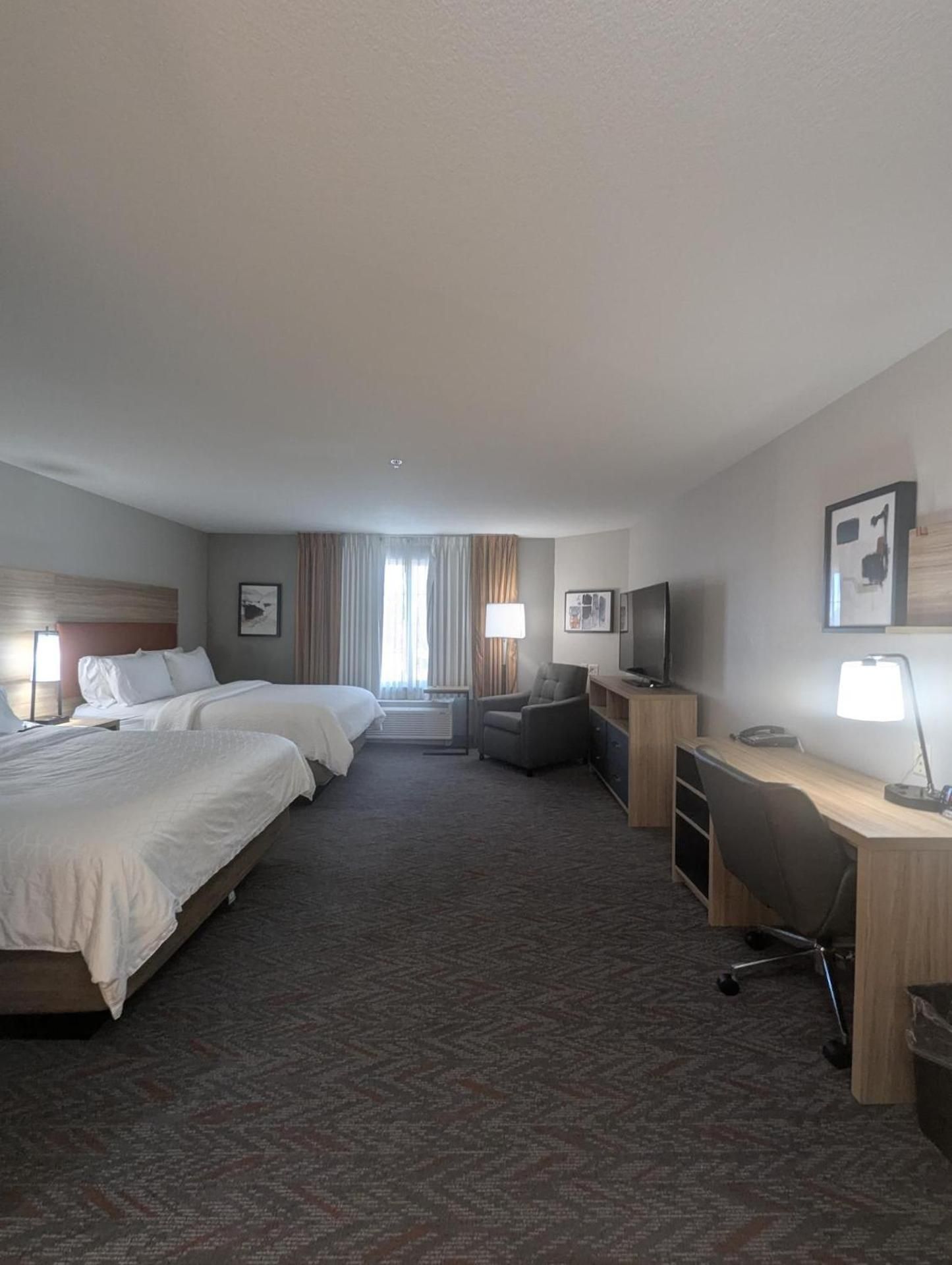 2 Queen Beds Studio Suite Non-Smoking