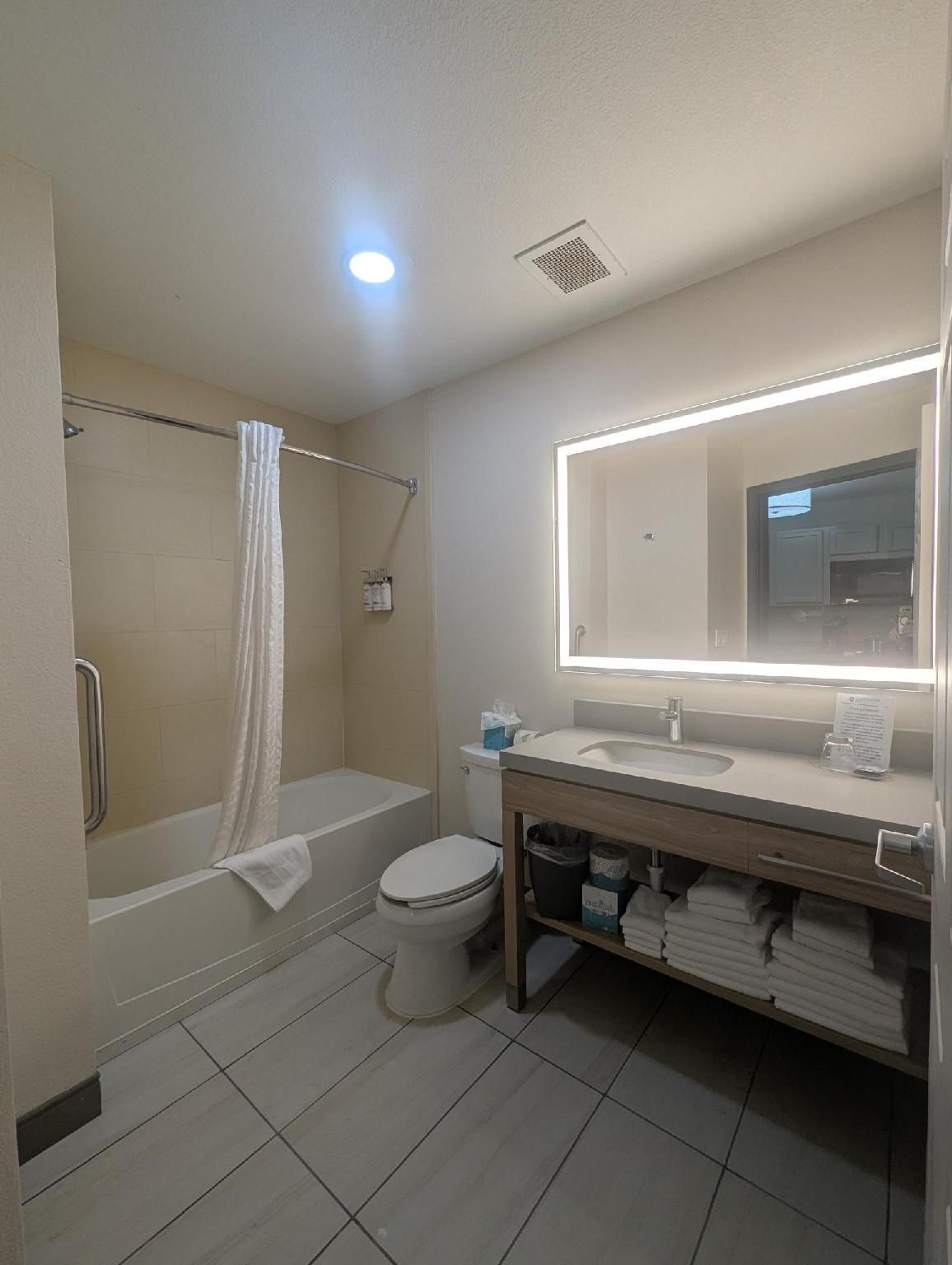 2 Double Beds Studio Suite Non-Smoking