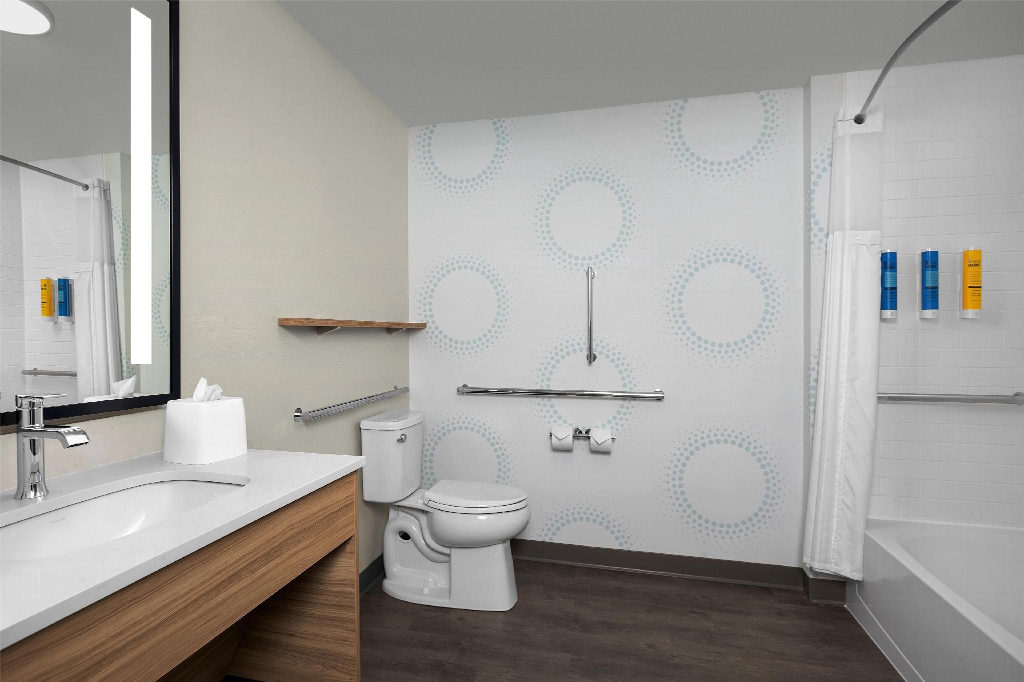 Tru by Hilton Joliet Plainfield 2 Queen Mobility Accessible with Tub 2