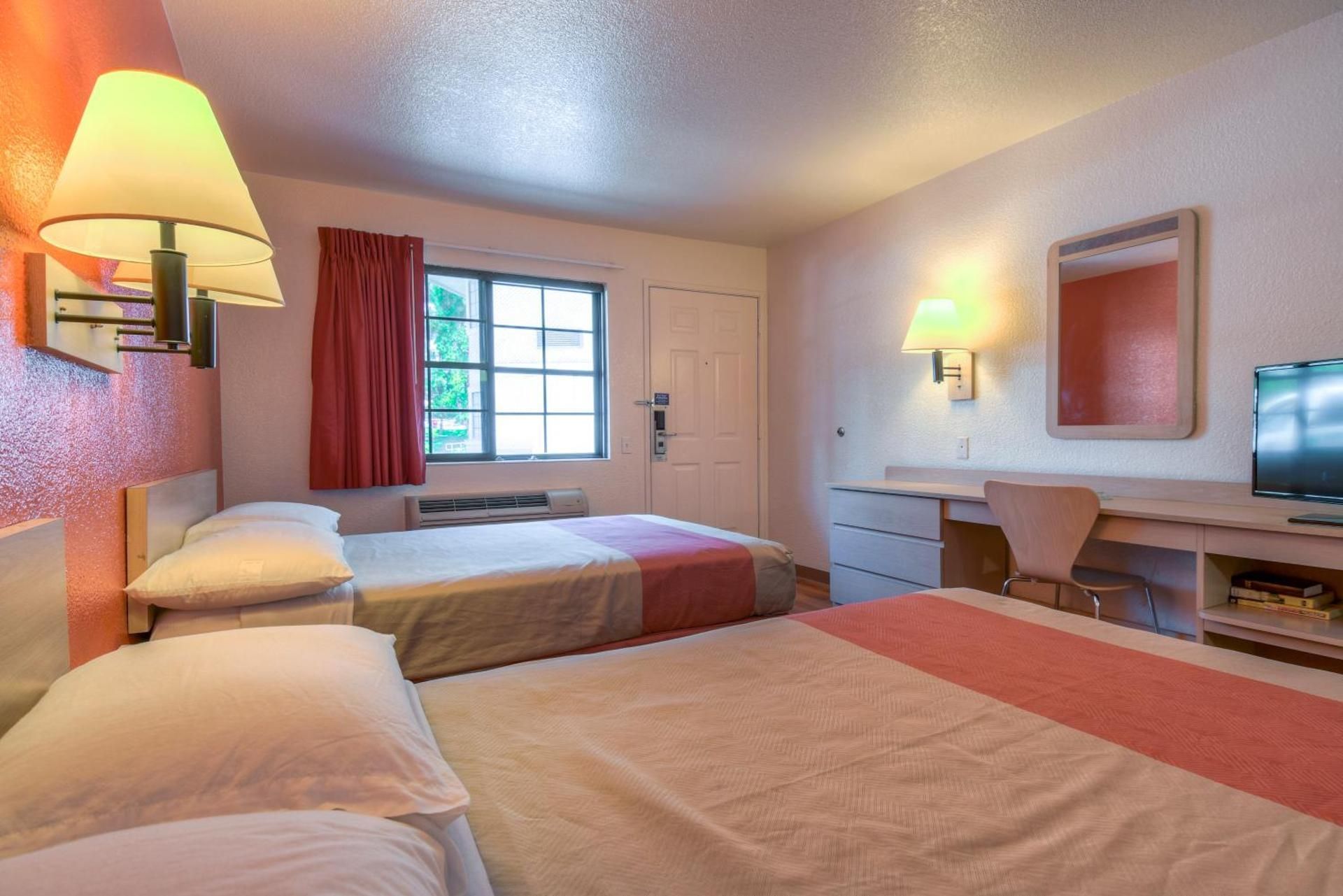 Double Room - Disability Access - Non-Smoking