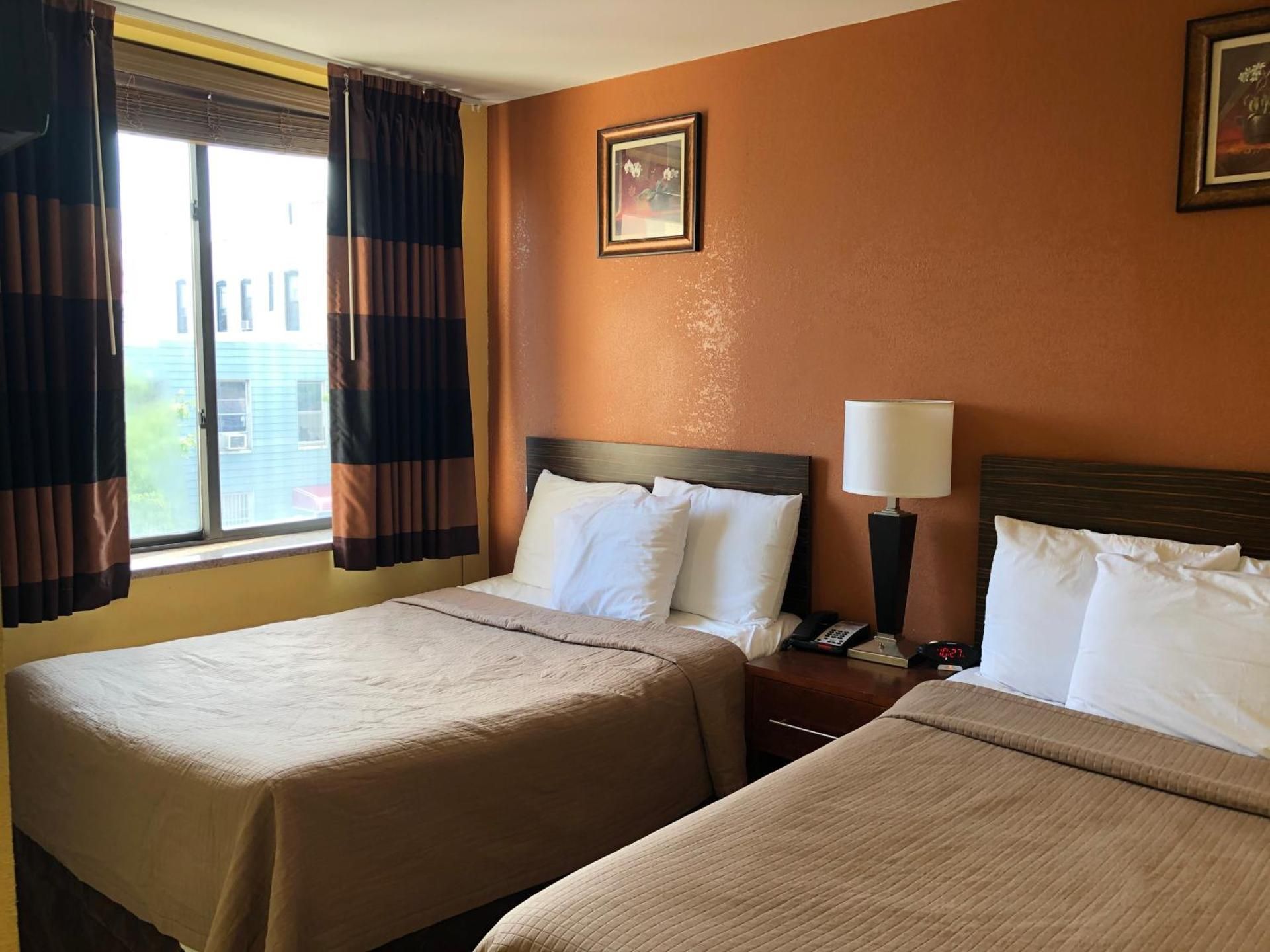 Double Room with Two Double Beds - Non-Smoking