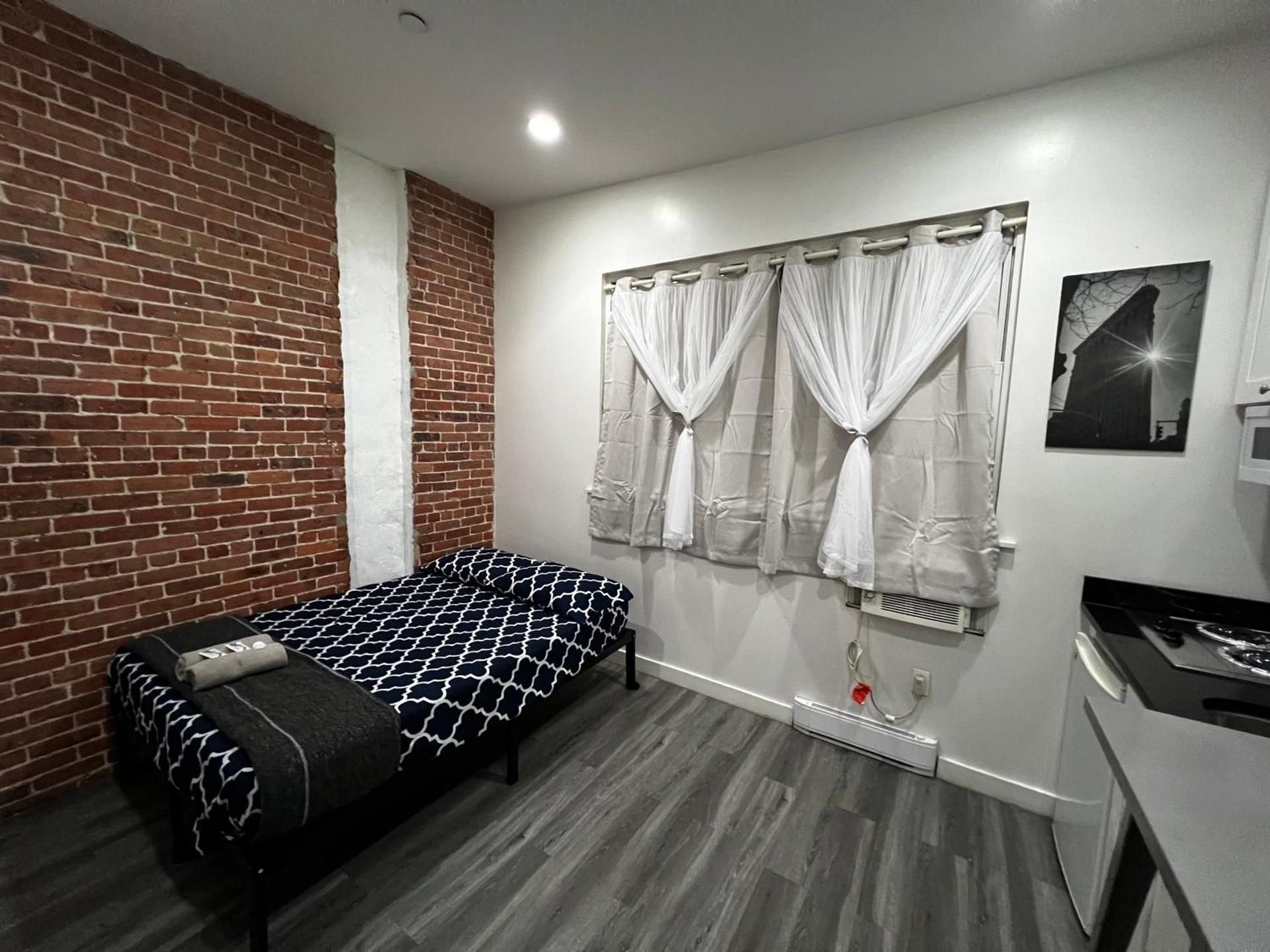 Double Room with Shared Bathroom