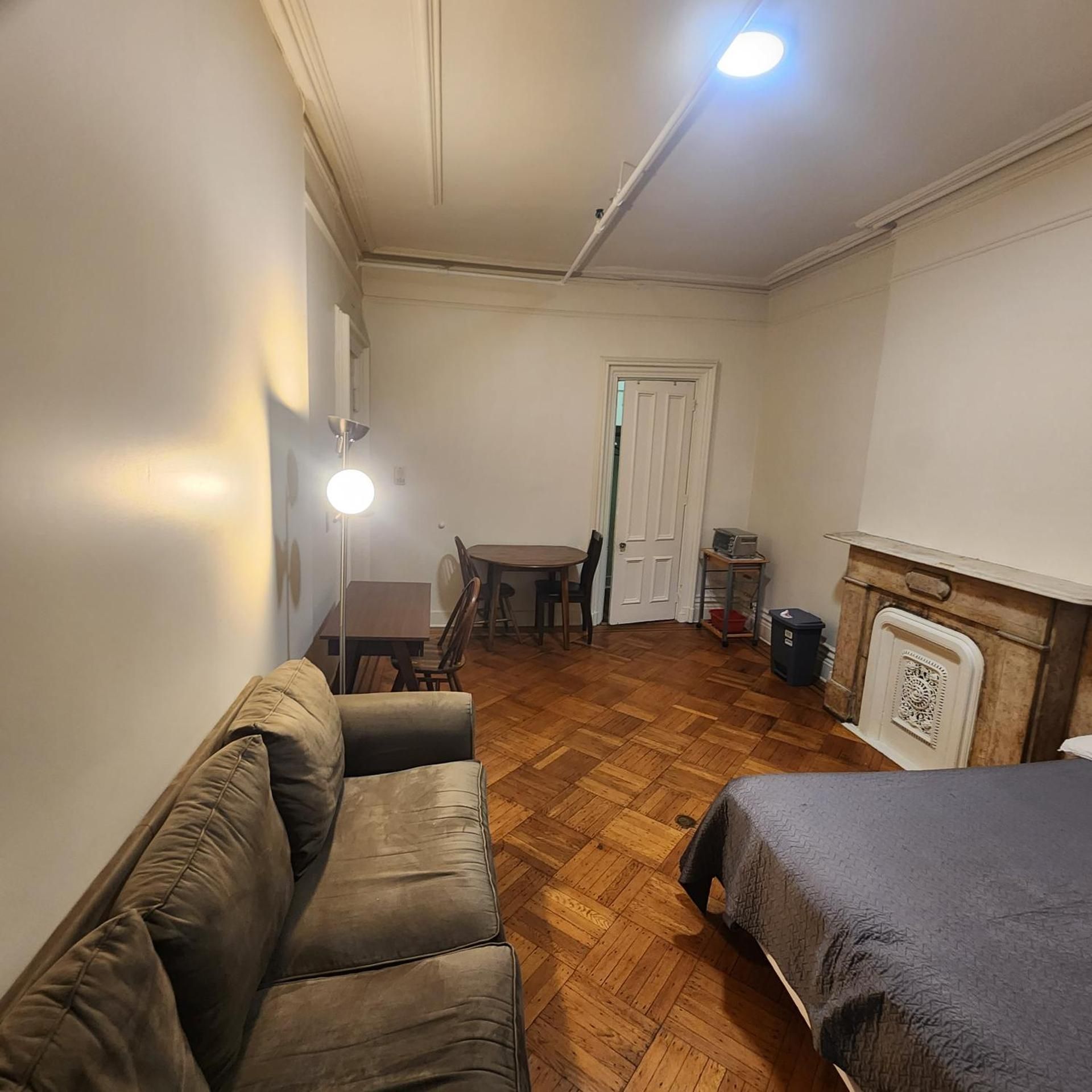 Double Room with Shared Bathroom