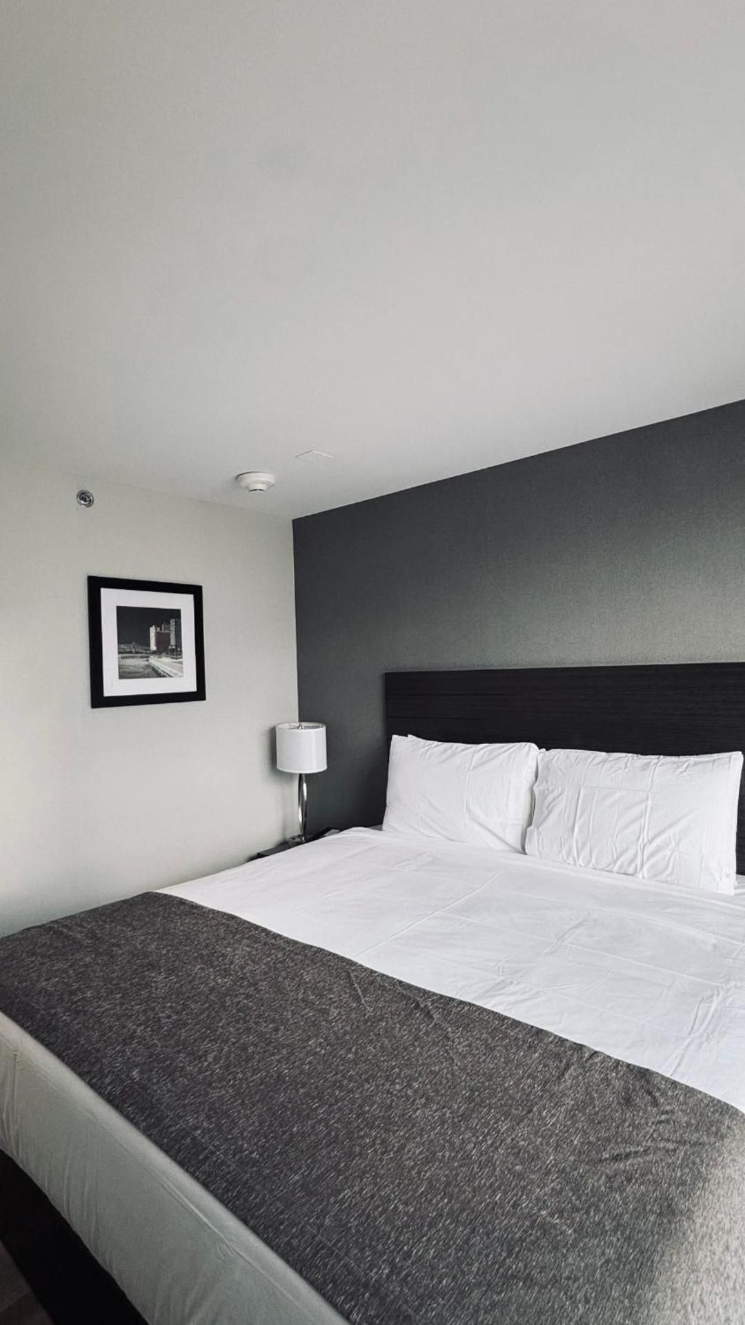 Queen Room City View