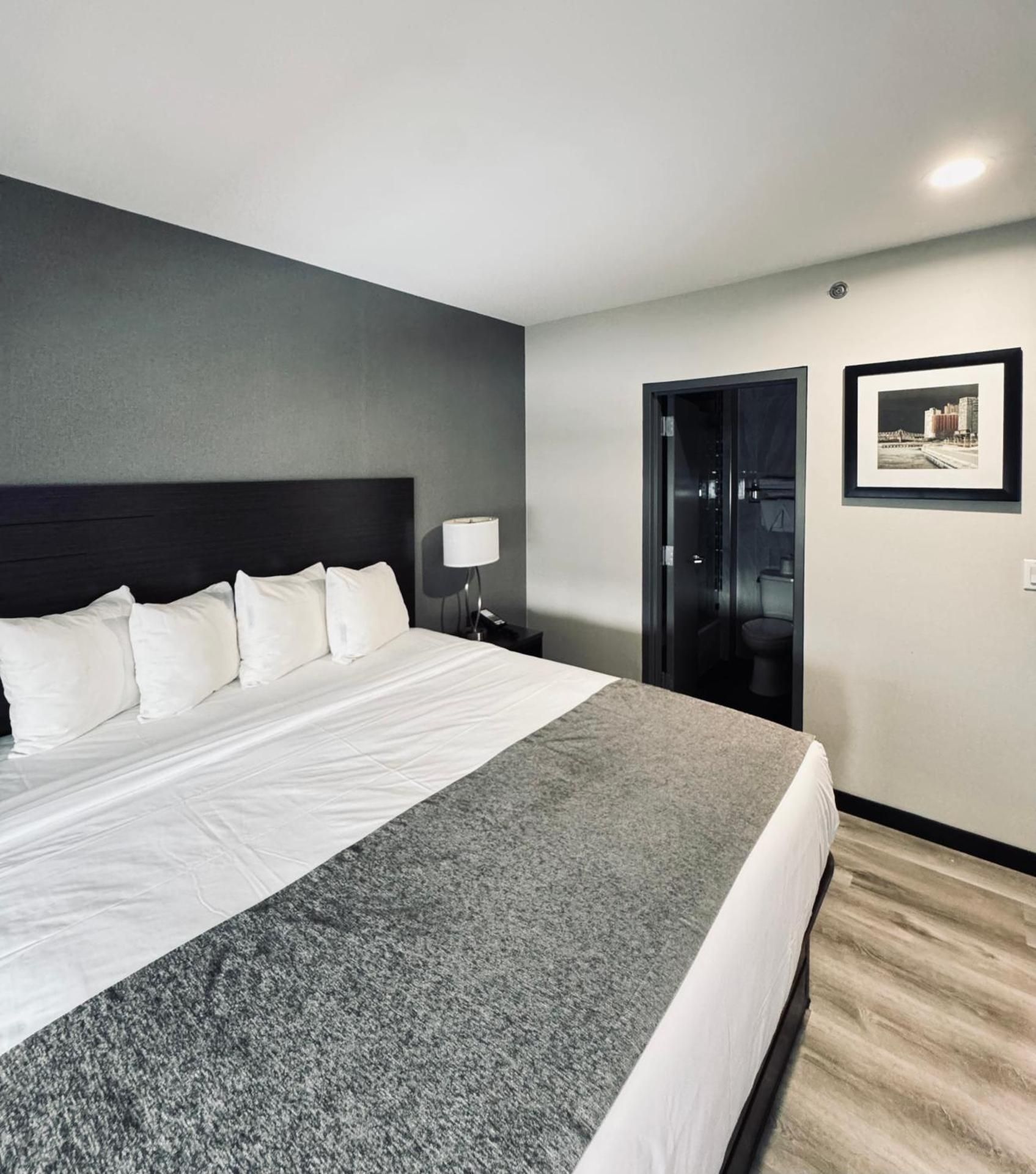 Superior King Room