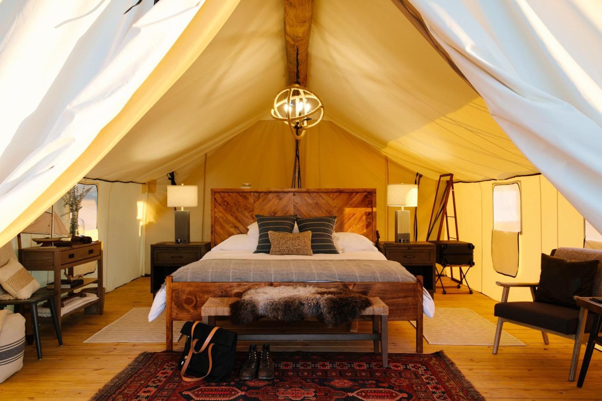 Voyager King Tent
