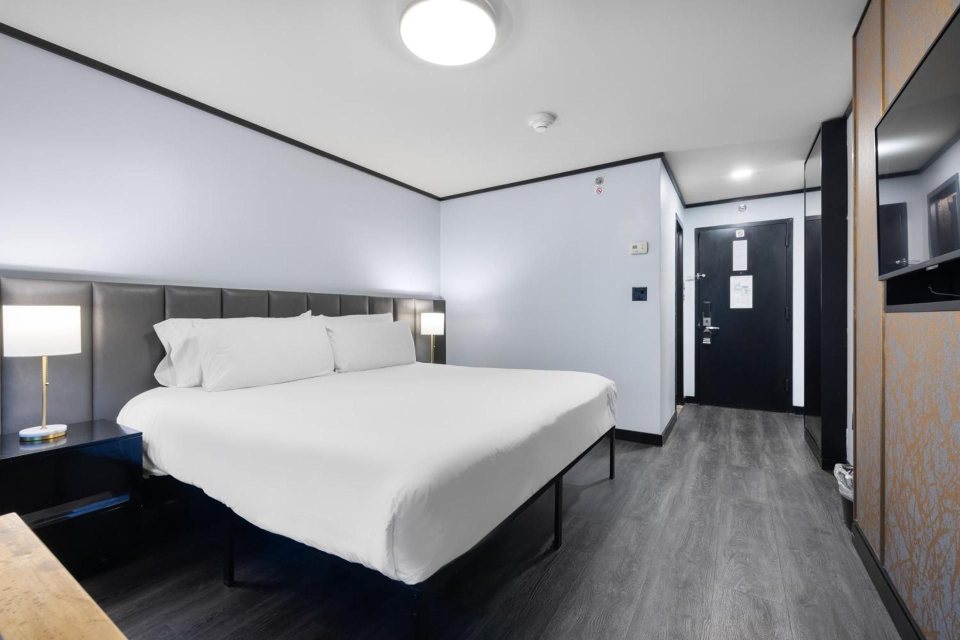 Superior Queen Room