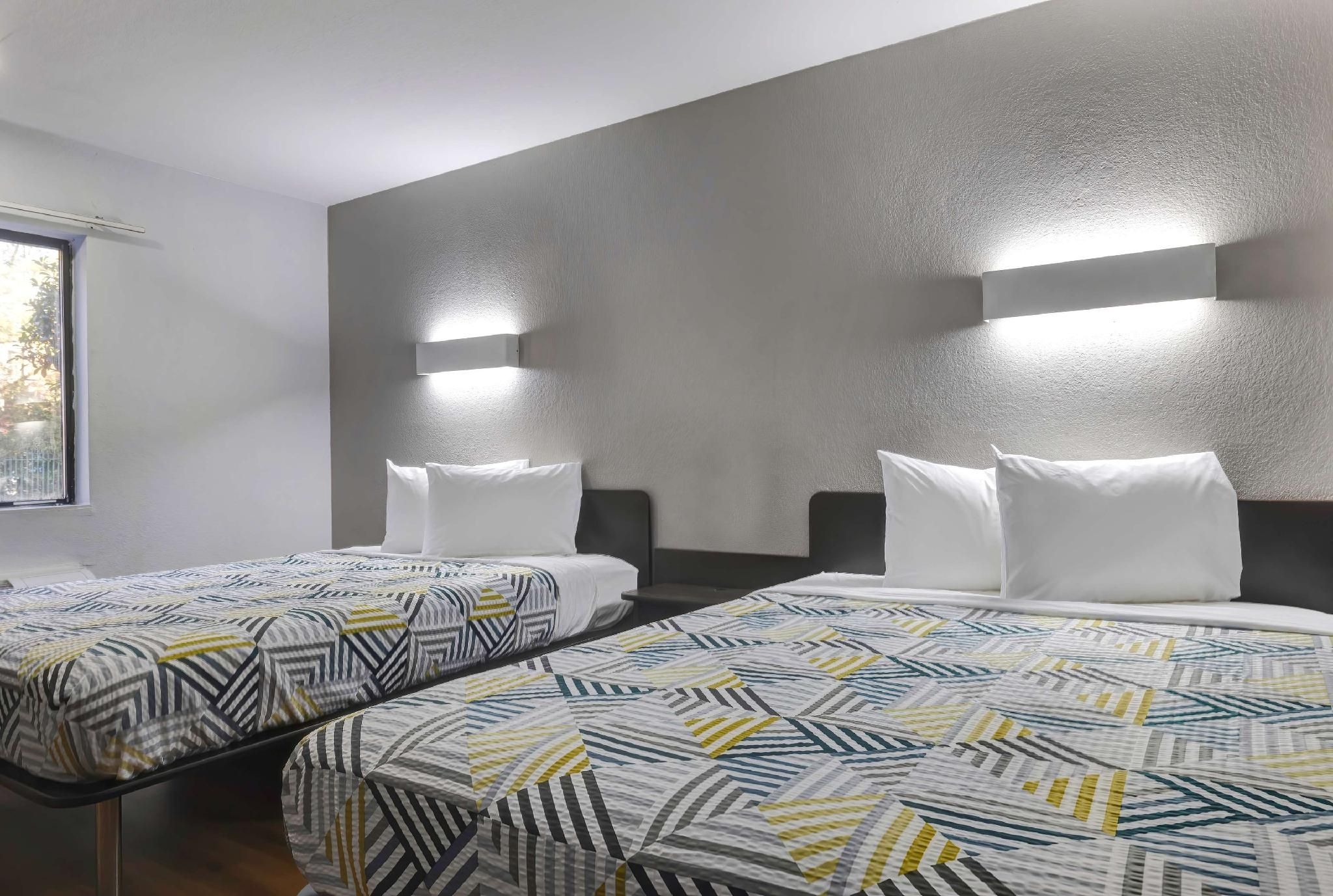2 Queen Beds | Non-Smoking, Mini Fridge