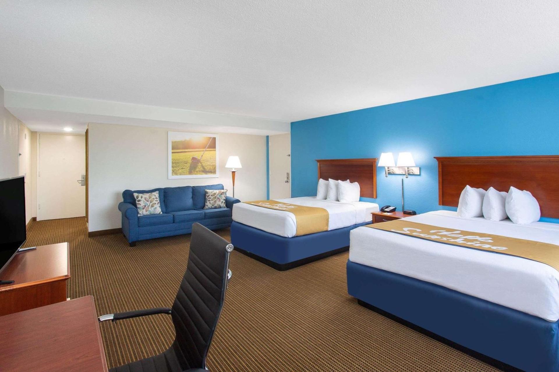 2 Queen Beds Suite Non-Smoking
