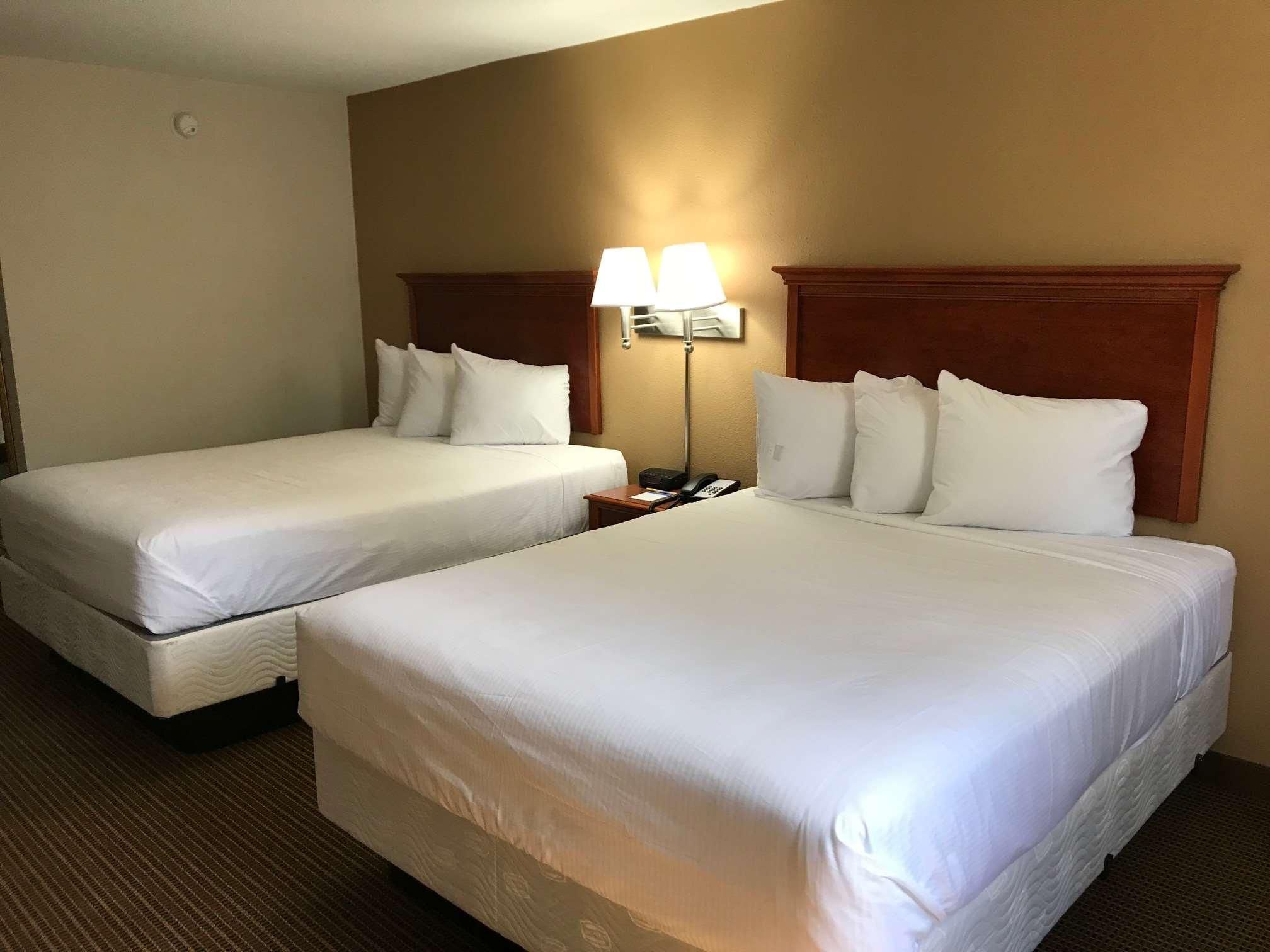 2 Queen Beds Deluxe Room Non-Smoking