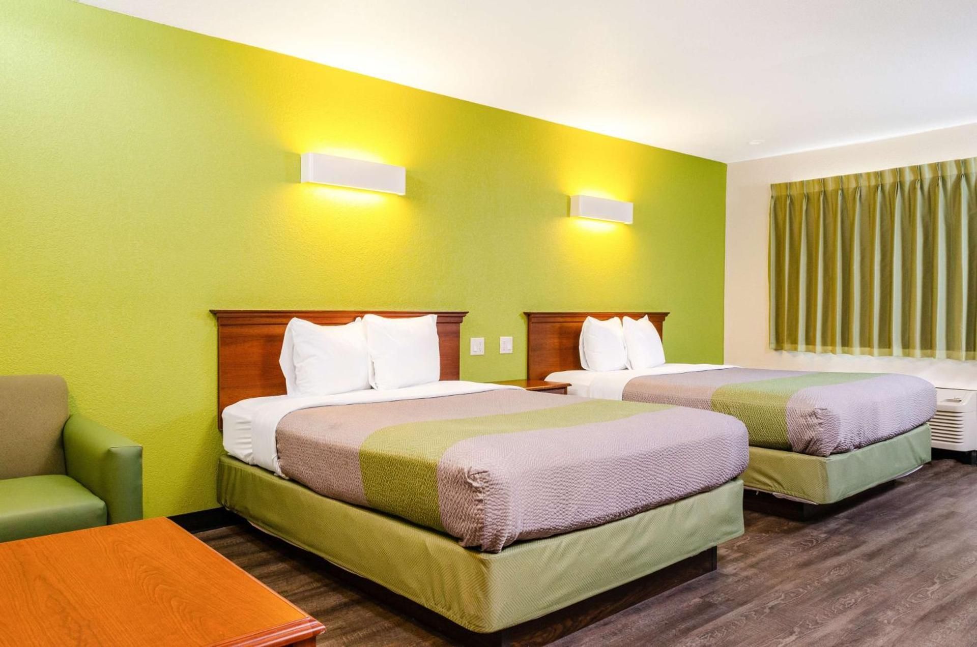 Queen Room with Two Queen Beds - Non-Smoking