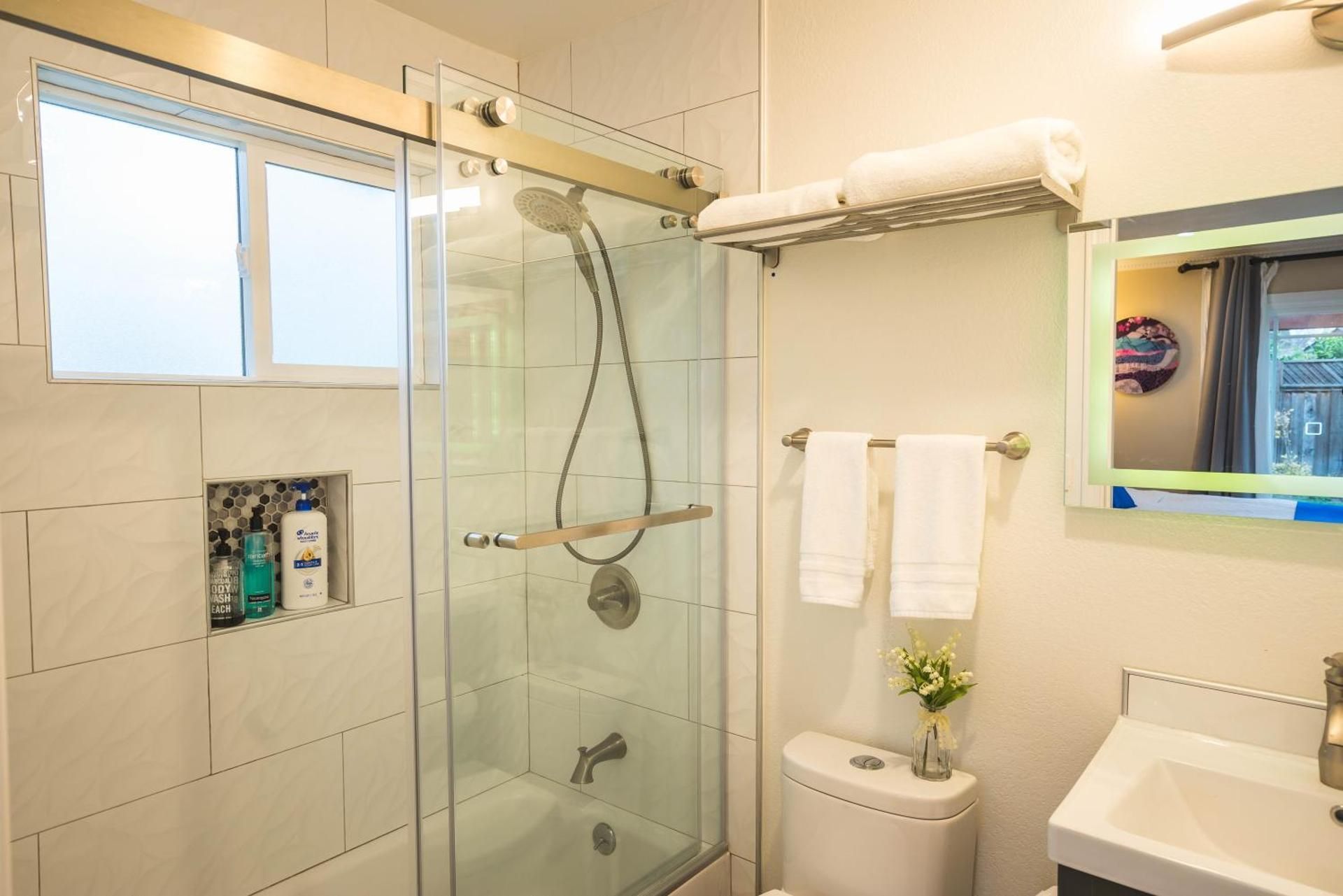 Twin Room with Bathroom