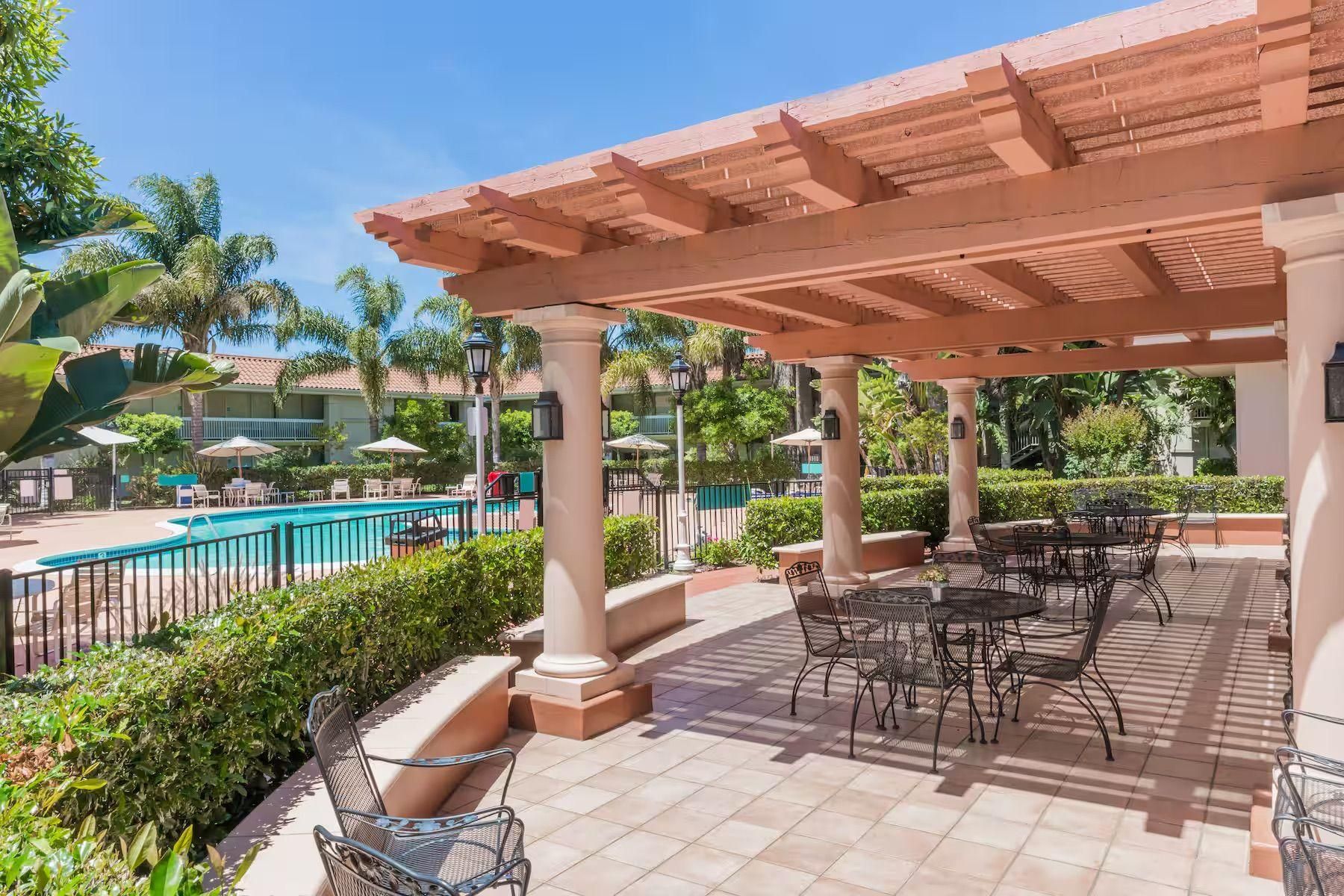 e08a0827e626839bf57aee2e1edff60f