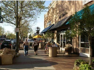 Willow Glen Private Studio - 1 Queen Bed and 1 Queen Inflatable