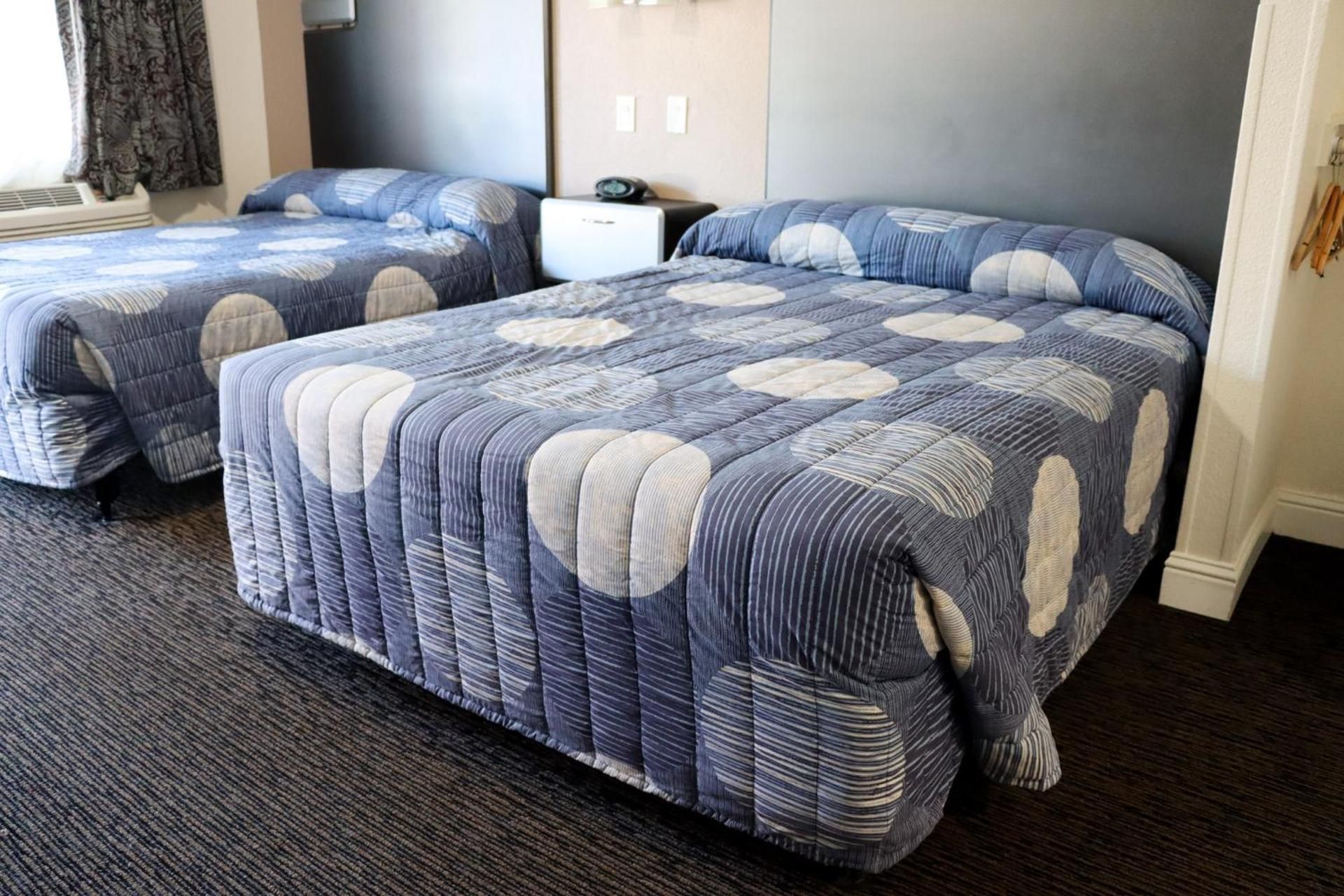 Driftwood Double Queen Room