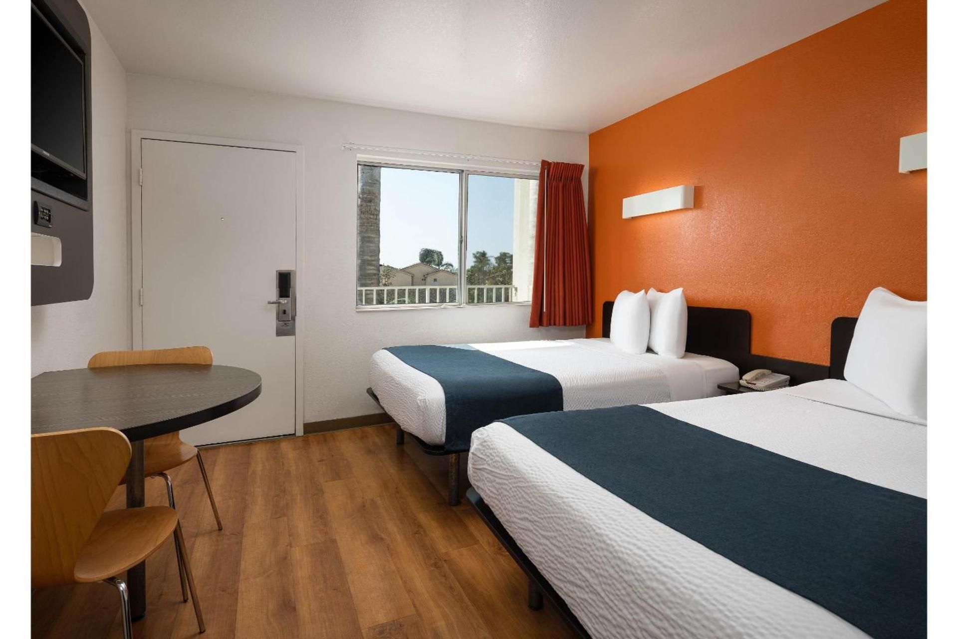 Quadruple Room - Non-Smoking