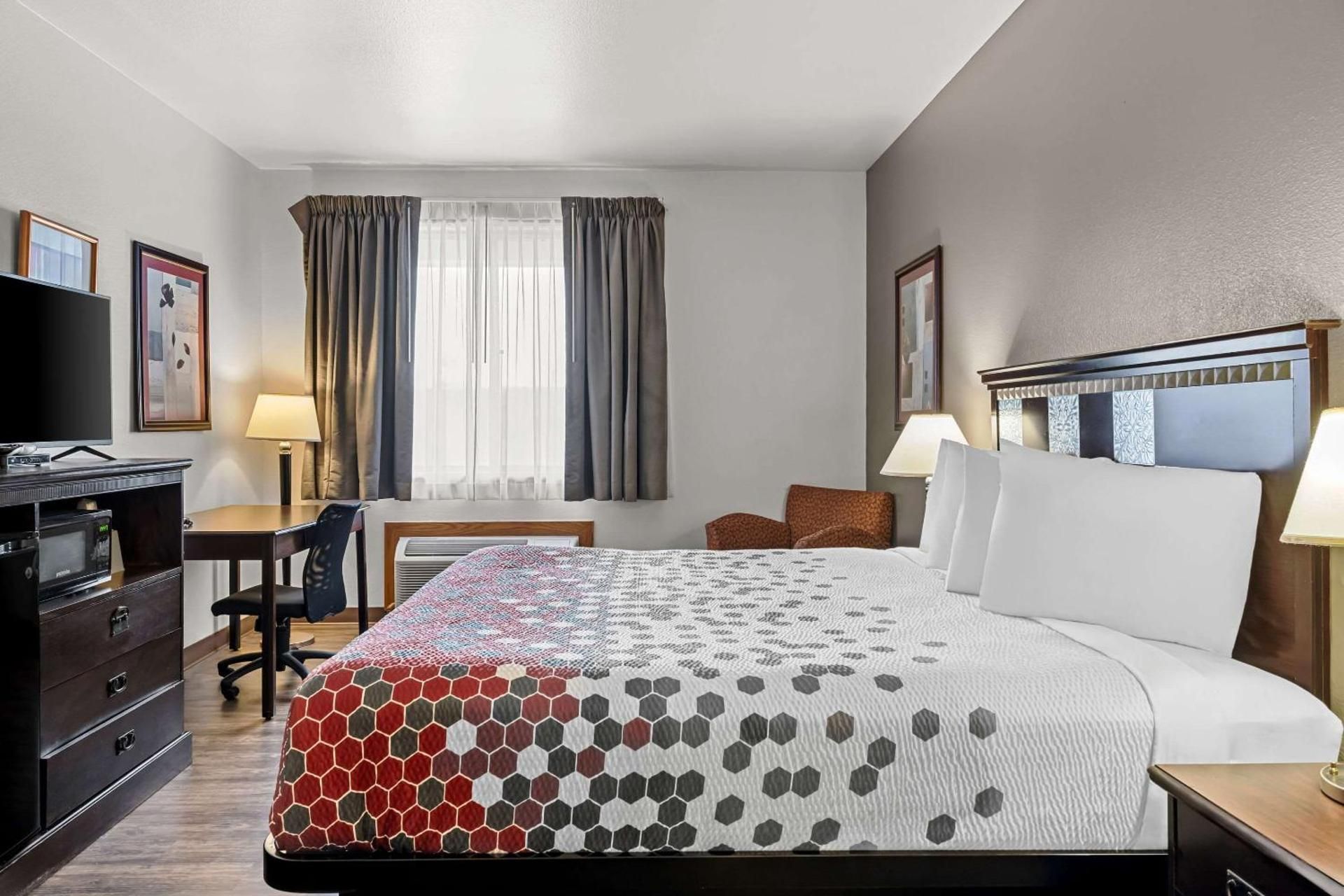 King Room - Accessible/Non-Smoking