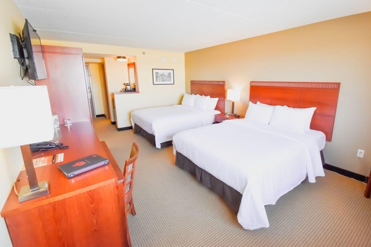 Canad Inns Destination Centre Grand Forks Two Queen Room