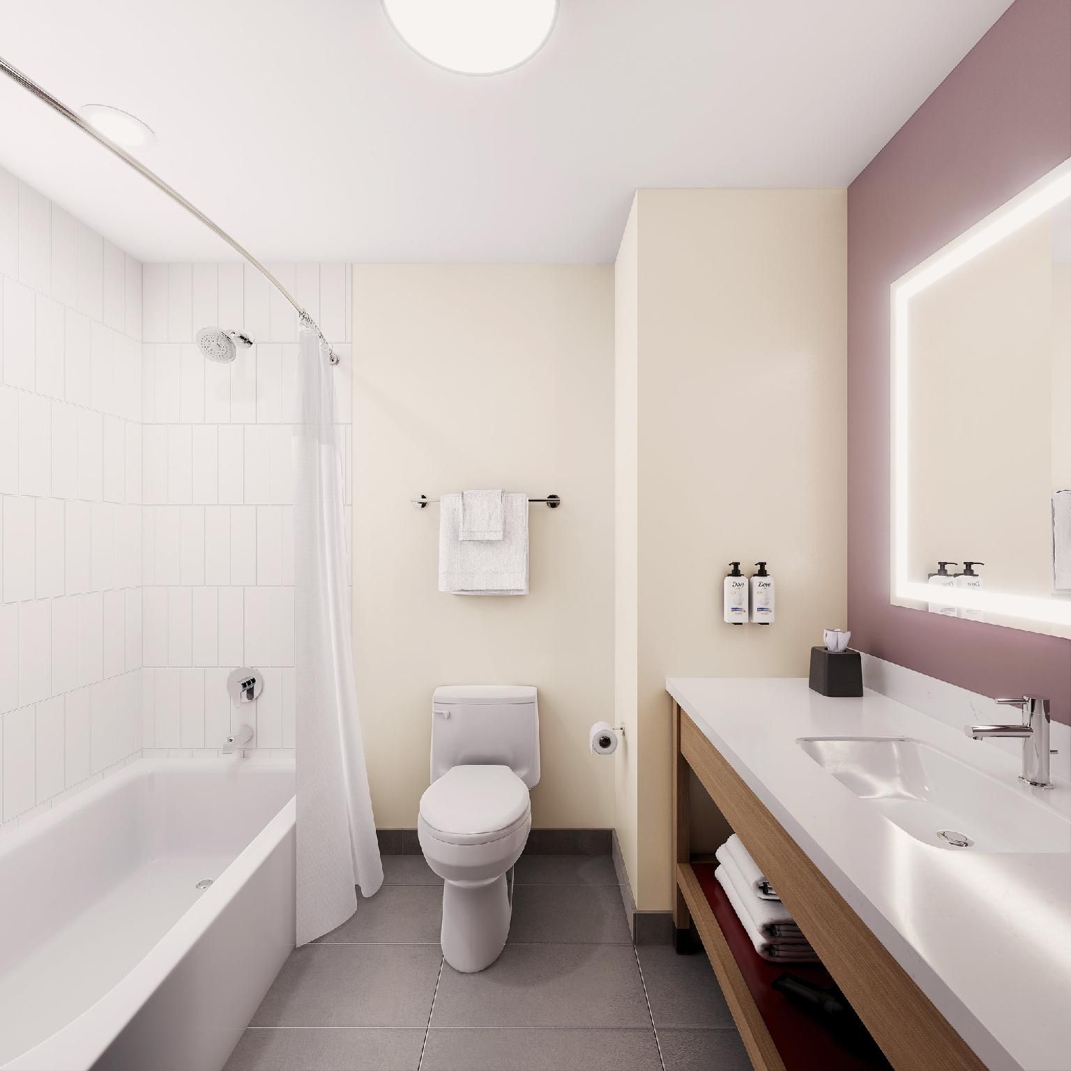 Garner Hotel Paducah West by IHG 2 Queen Standard Bath Shower Combination 2