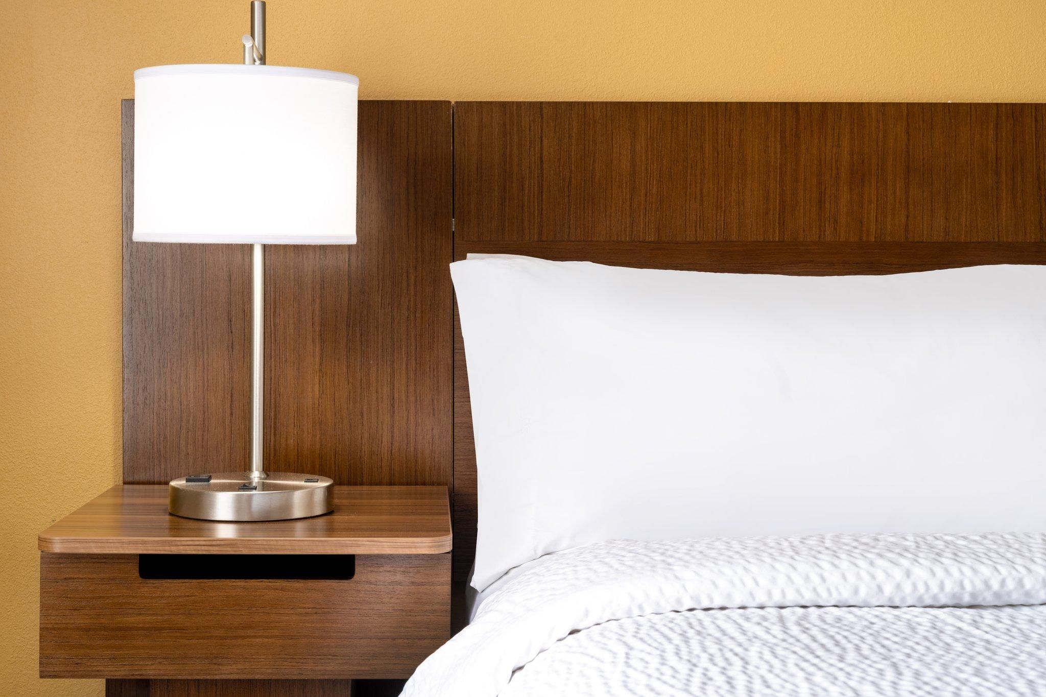 Garner Hotel Paducah West by IHG 1 King Standard Mobility Accessible Roll In Shower