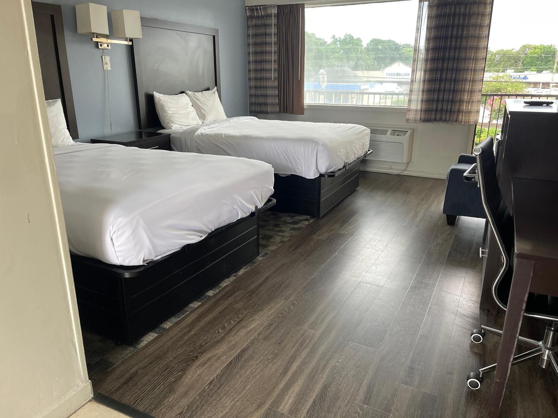 Standard Double Room with Two Double Beds - Smoking