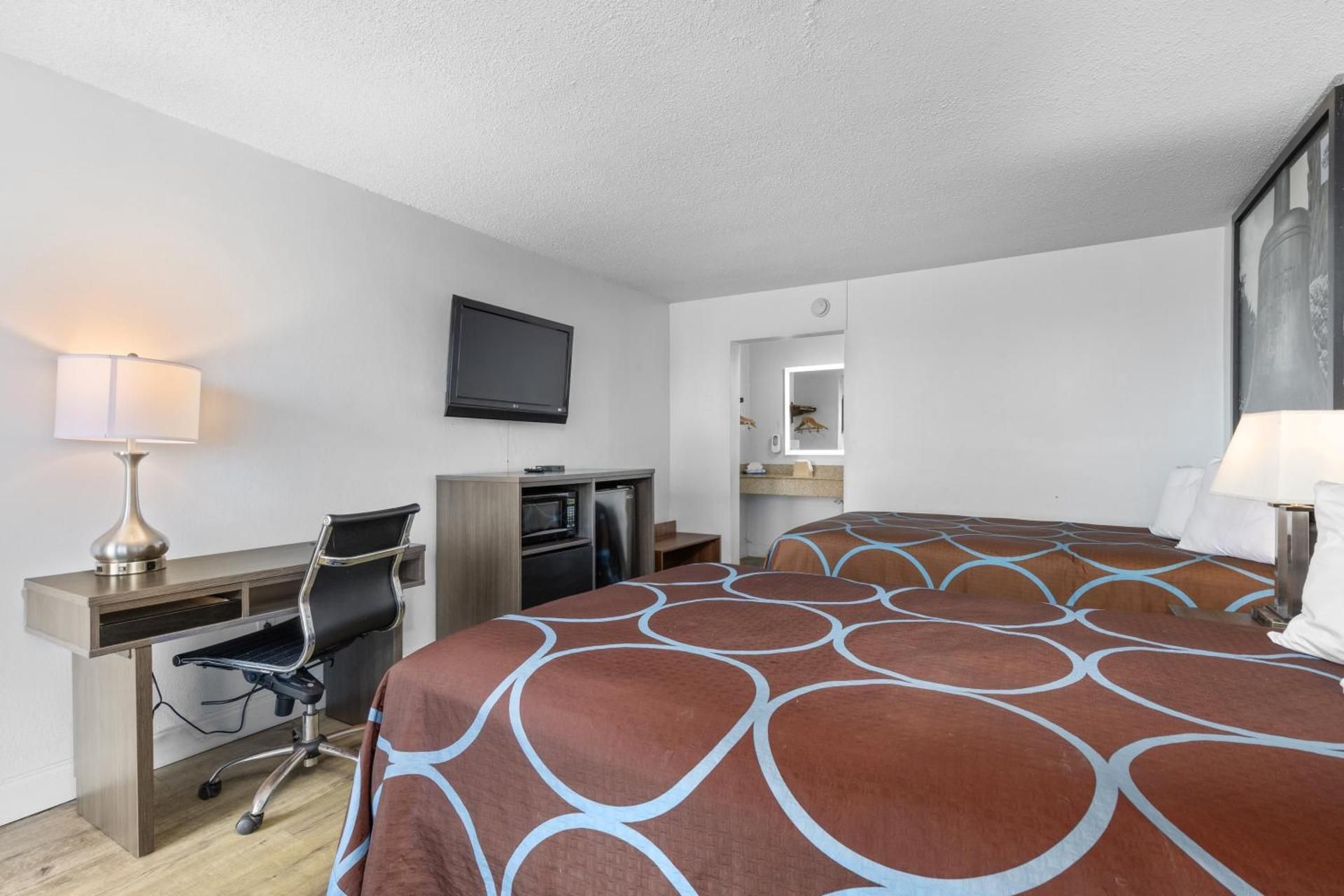 2 Double Beds, Bay View, Second Floor, Non-Smoking