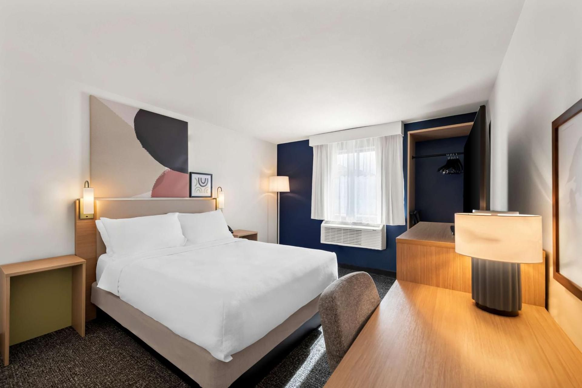 Queen Room
