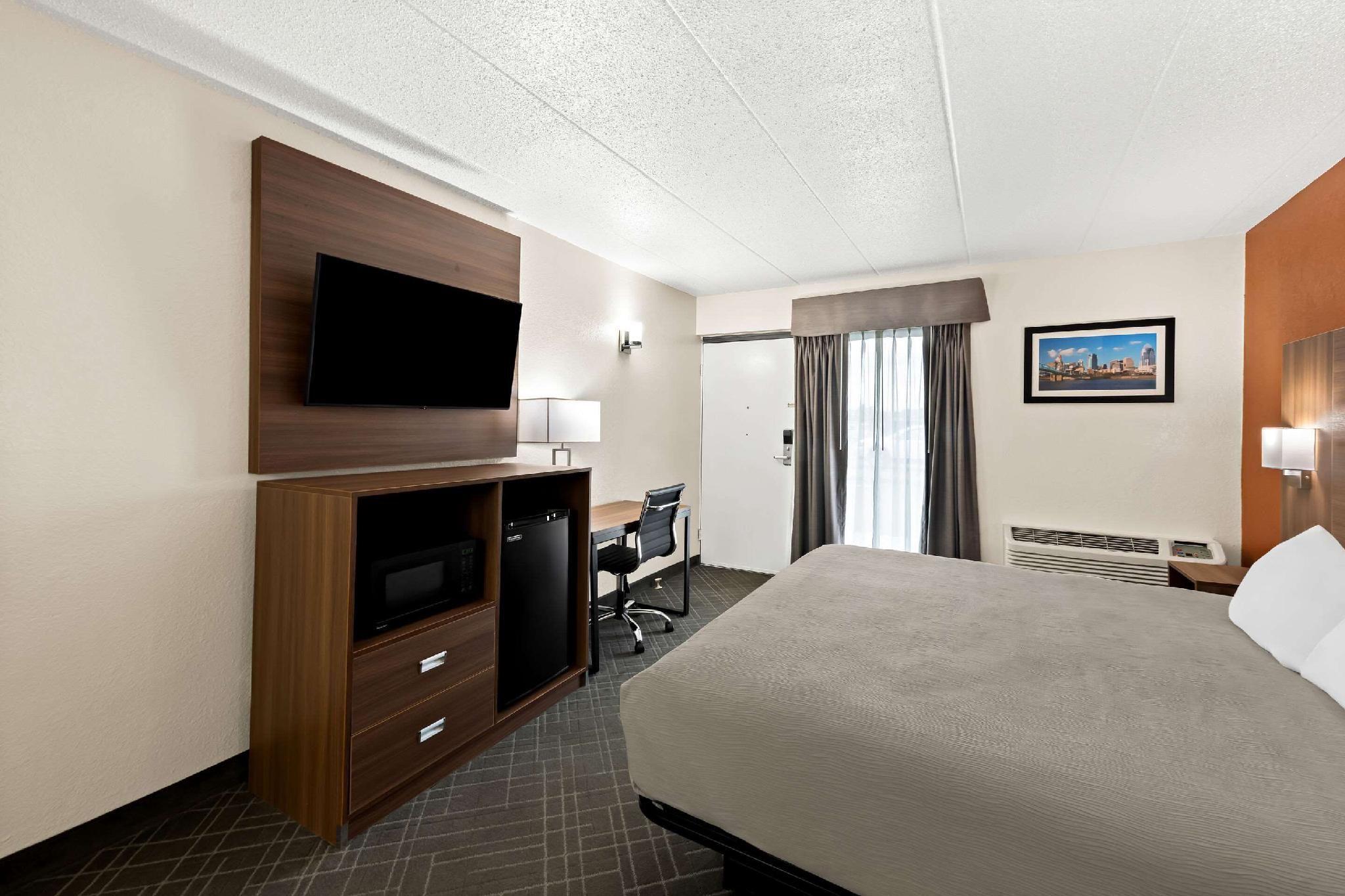 1 King Bed, Mobility Accessible Room, Non-Smoking