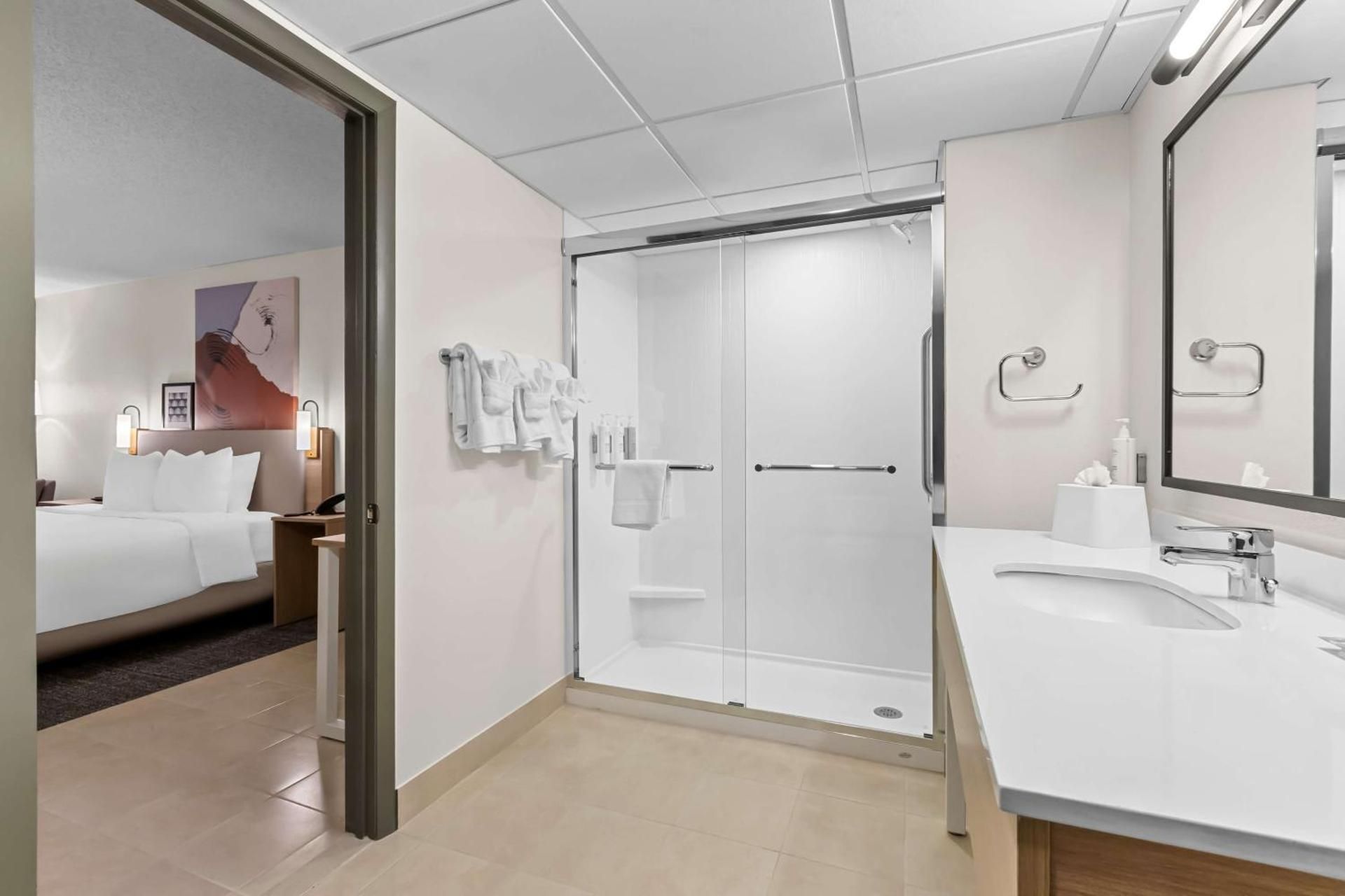 Spark by Hilton Bensalem Philadelphia 1 King Studio 2