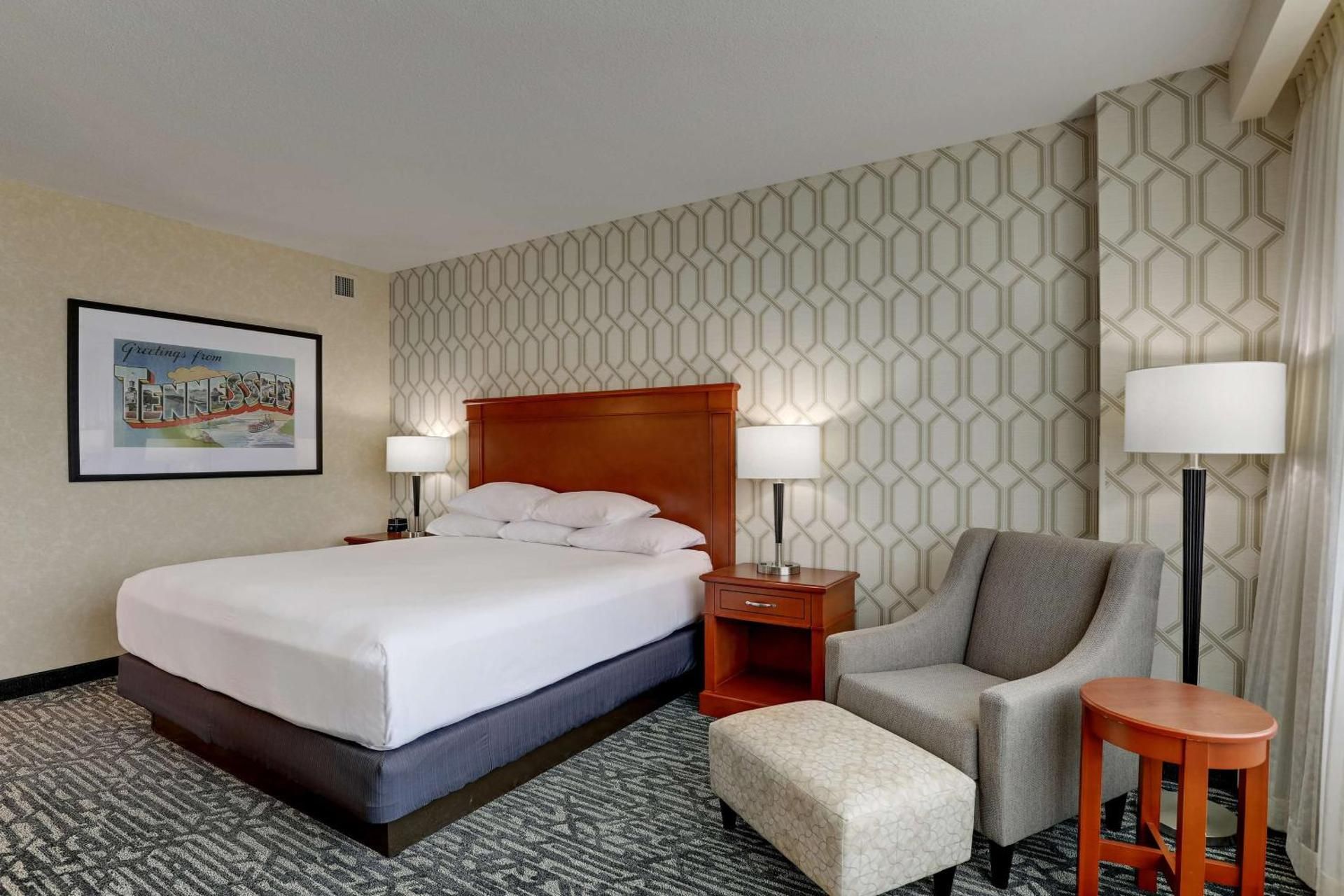 1 King Bed Suite, Upper Floor 2 Rooms with Sofa Sleeper