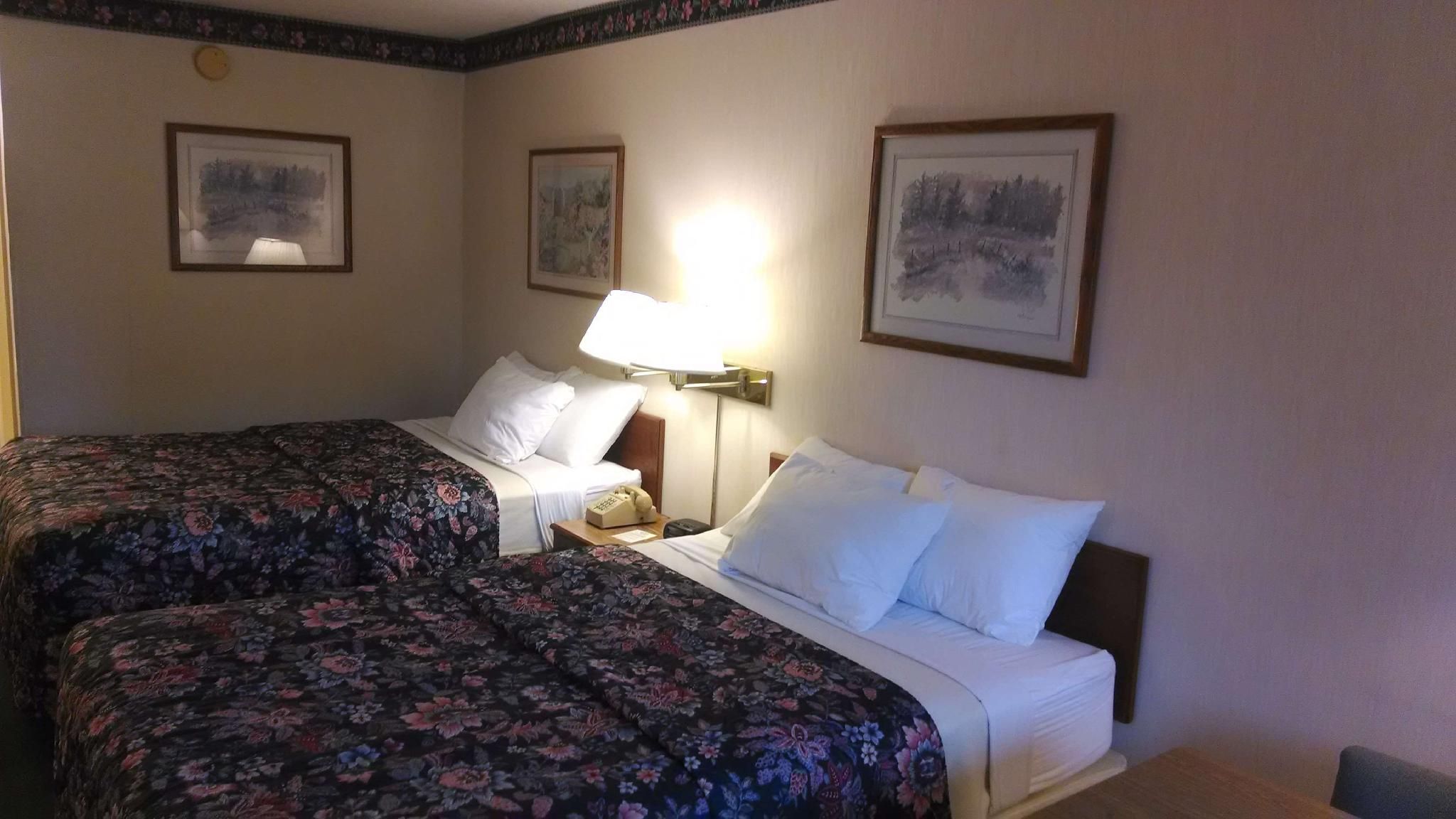 2 Double Beds Non-Smoking