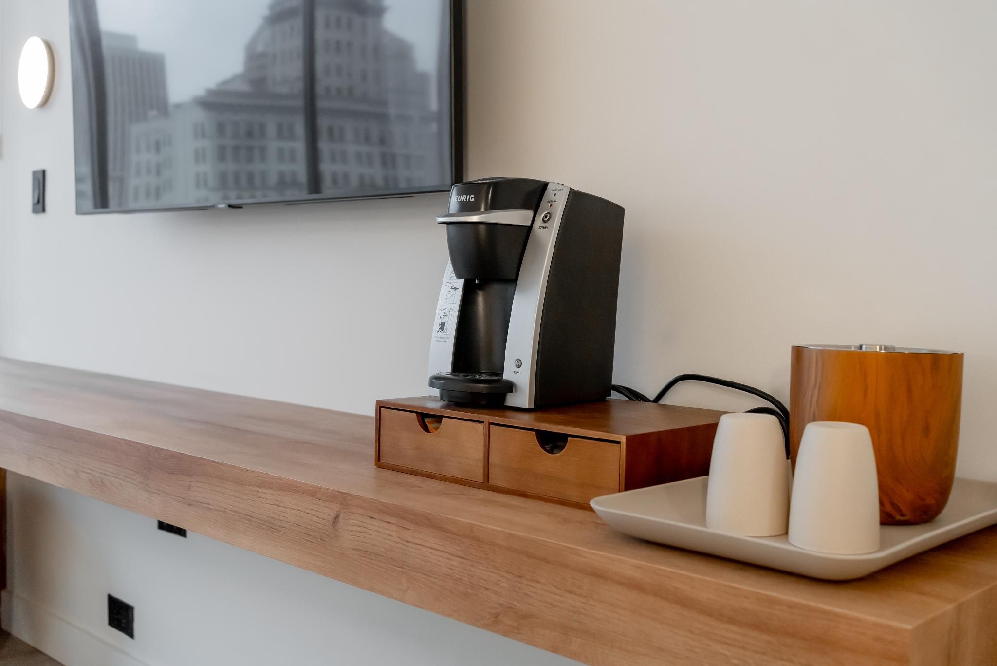 Deluxe King Accessible Rooms