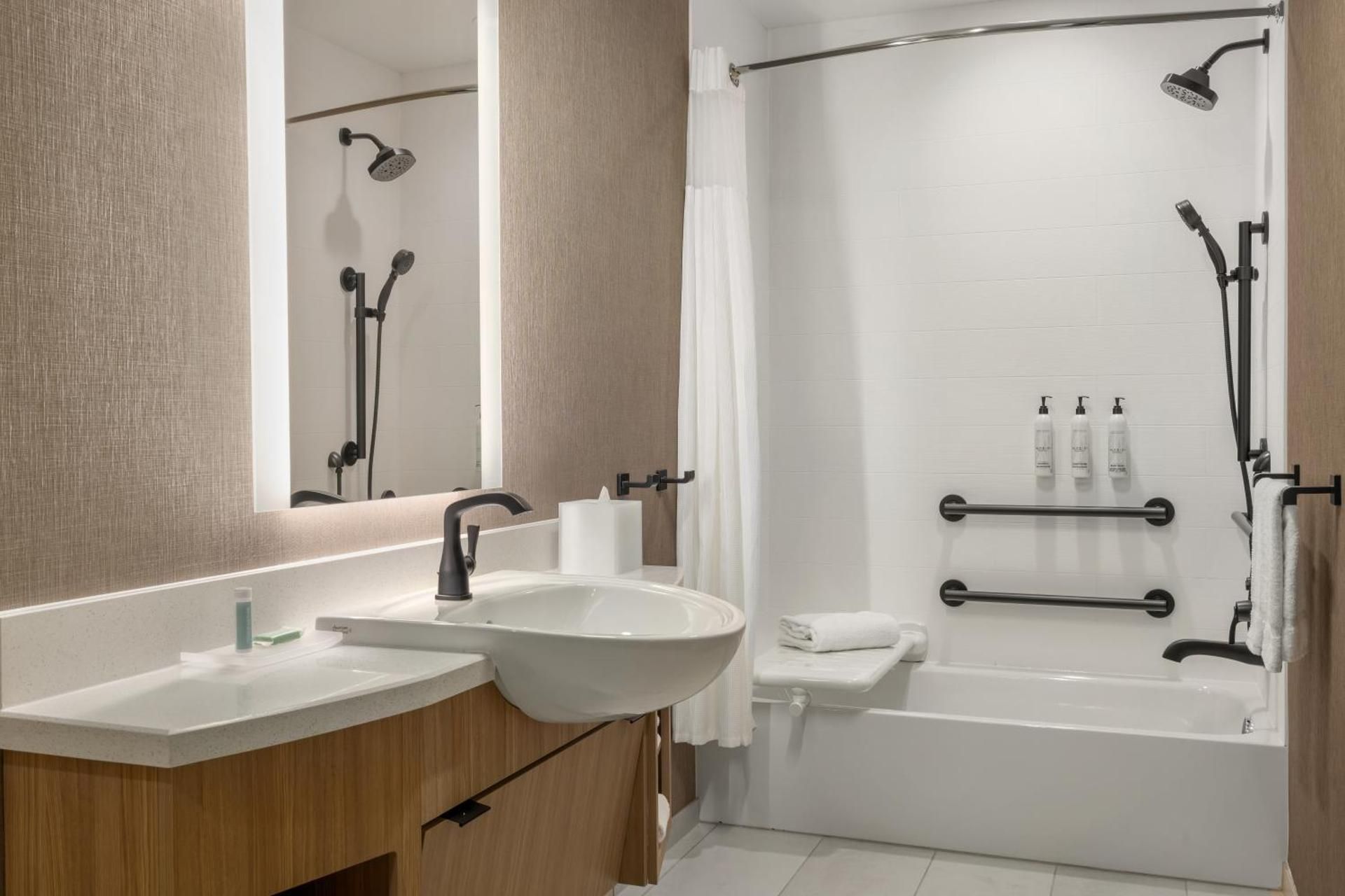 Studio Suite with Two Queen Beds, Sofa Bed and Adapted Tub - Mobility Accessible