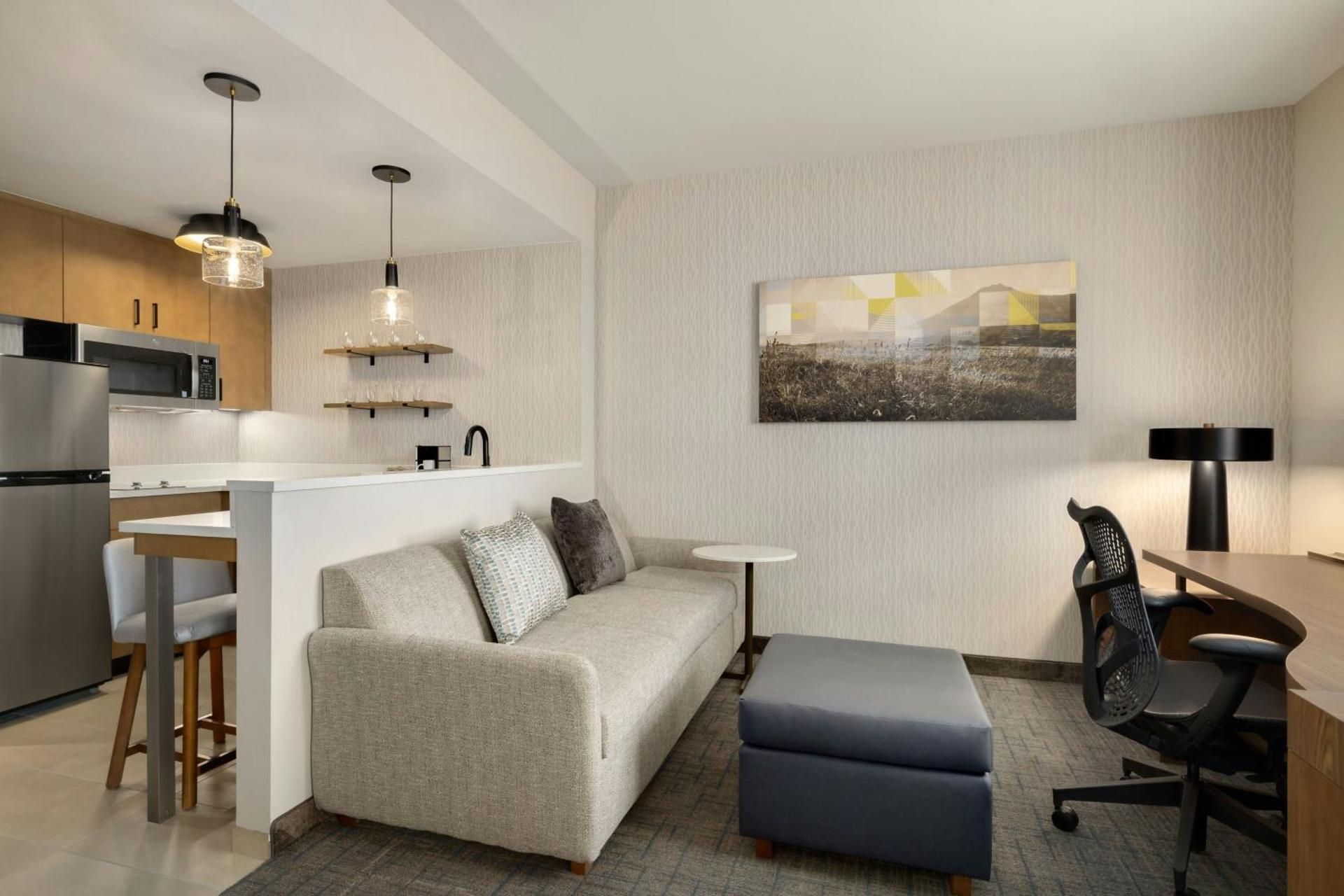 King Studio with Sofa Bed - Hearing Accessible