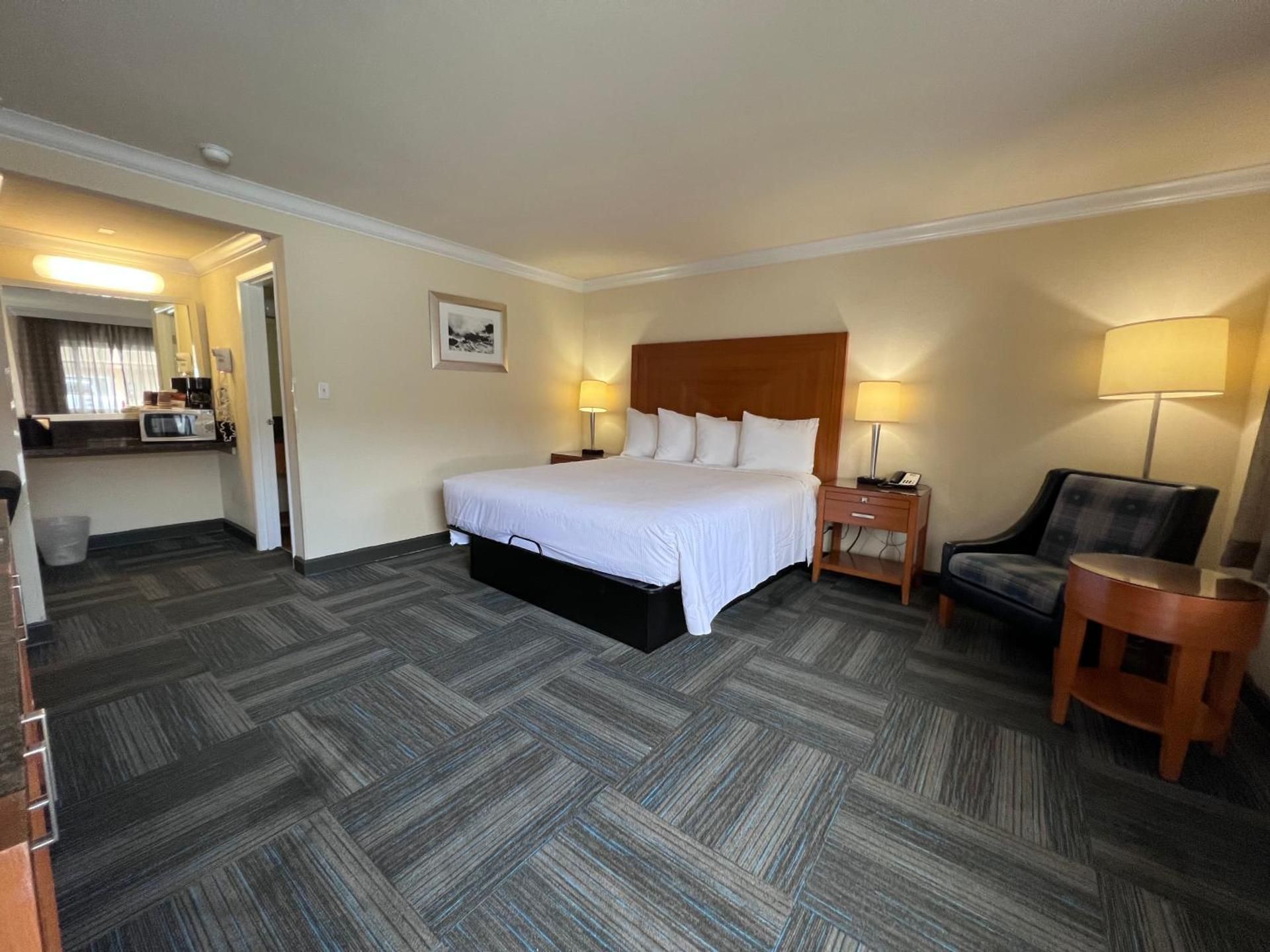 King Accessible Room