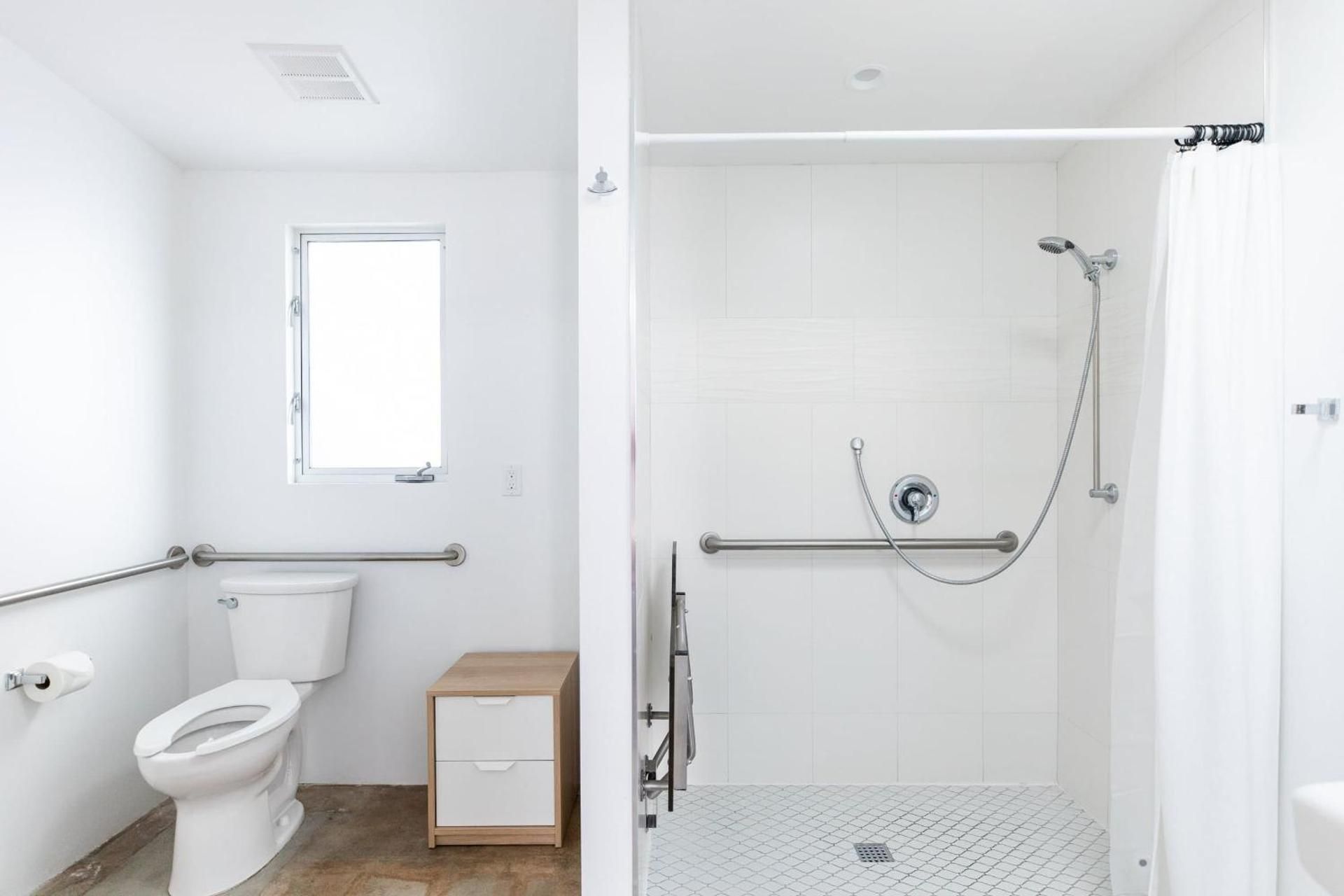 Studio Apartment, Accessible