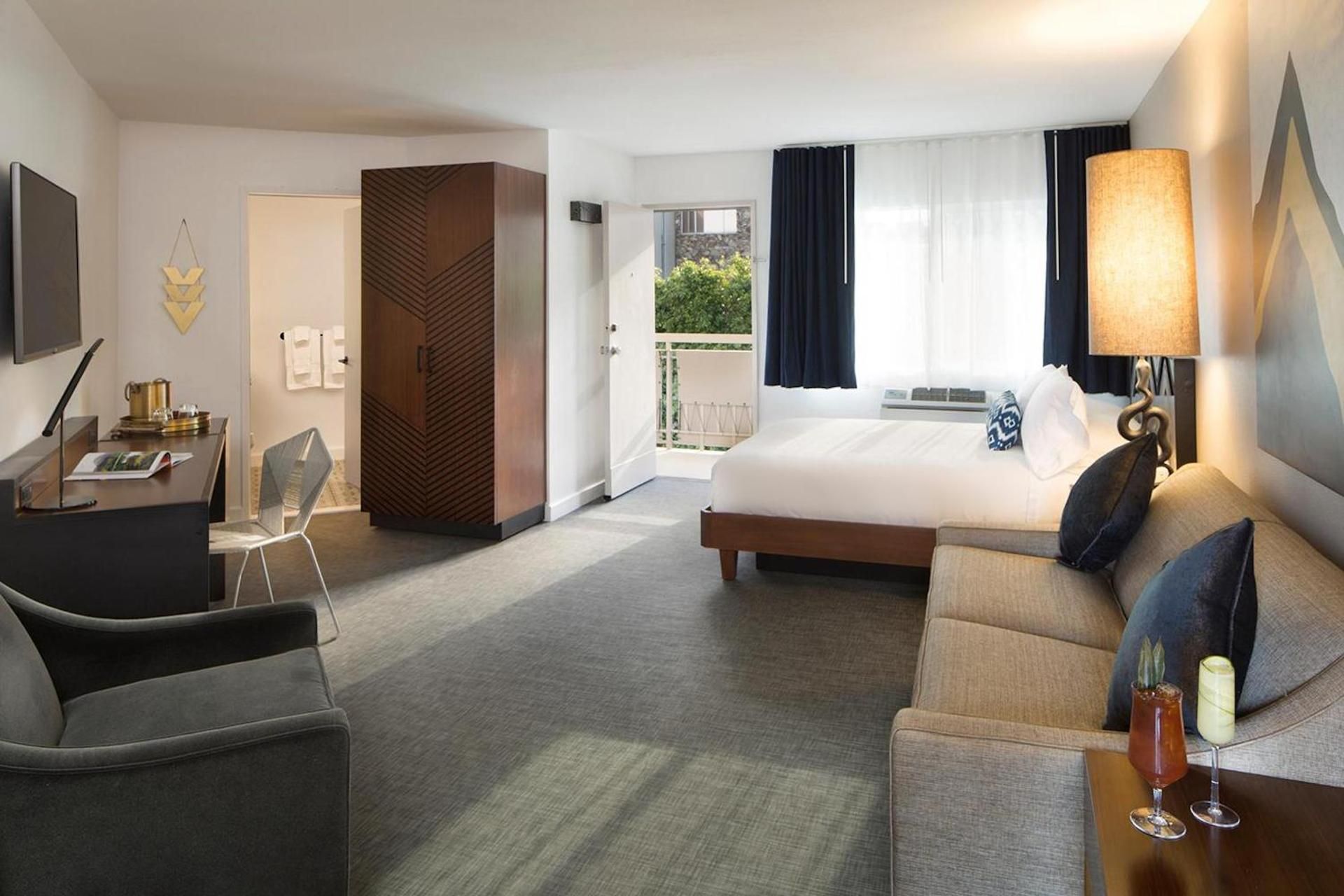Suite with Balcony