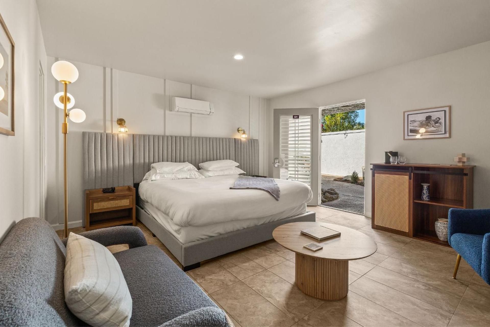King Room