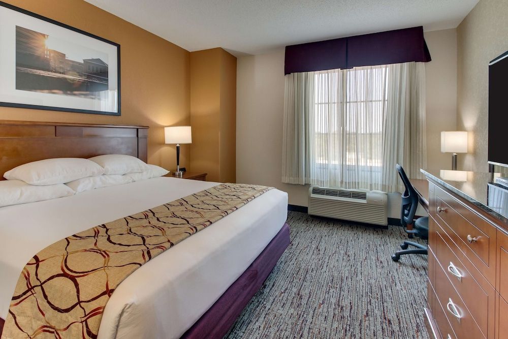Room, 1 King Bed (Upper Floor, Oversized)