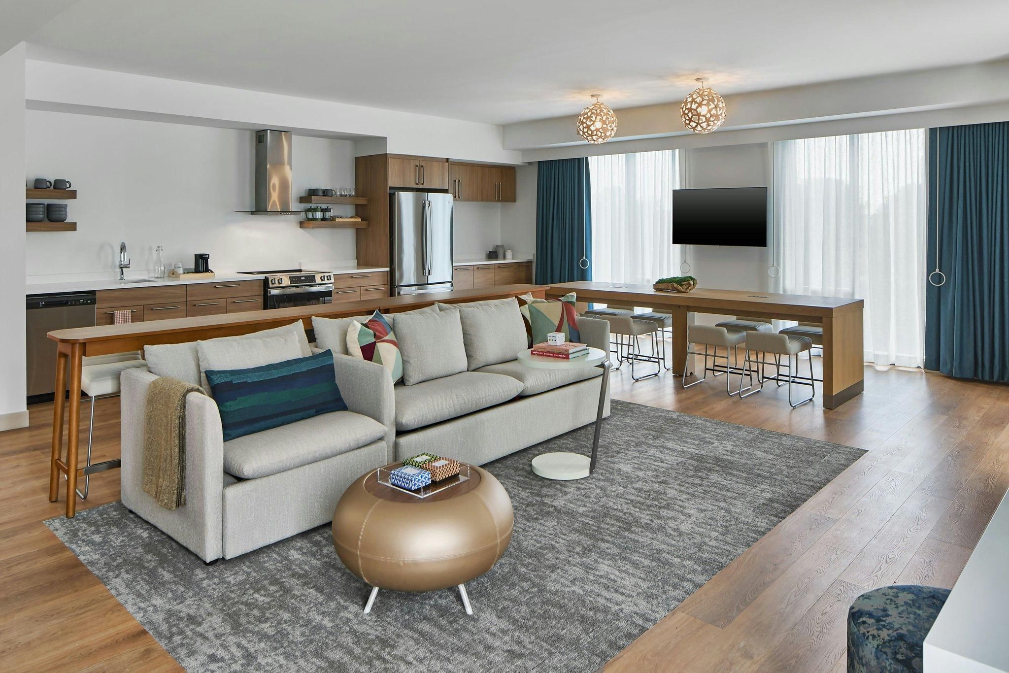 Studio Commons, 4 Bedroom Suite