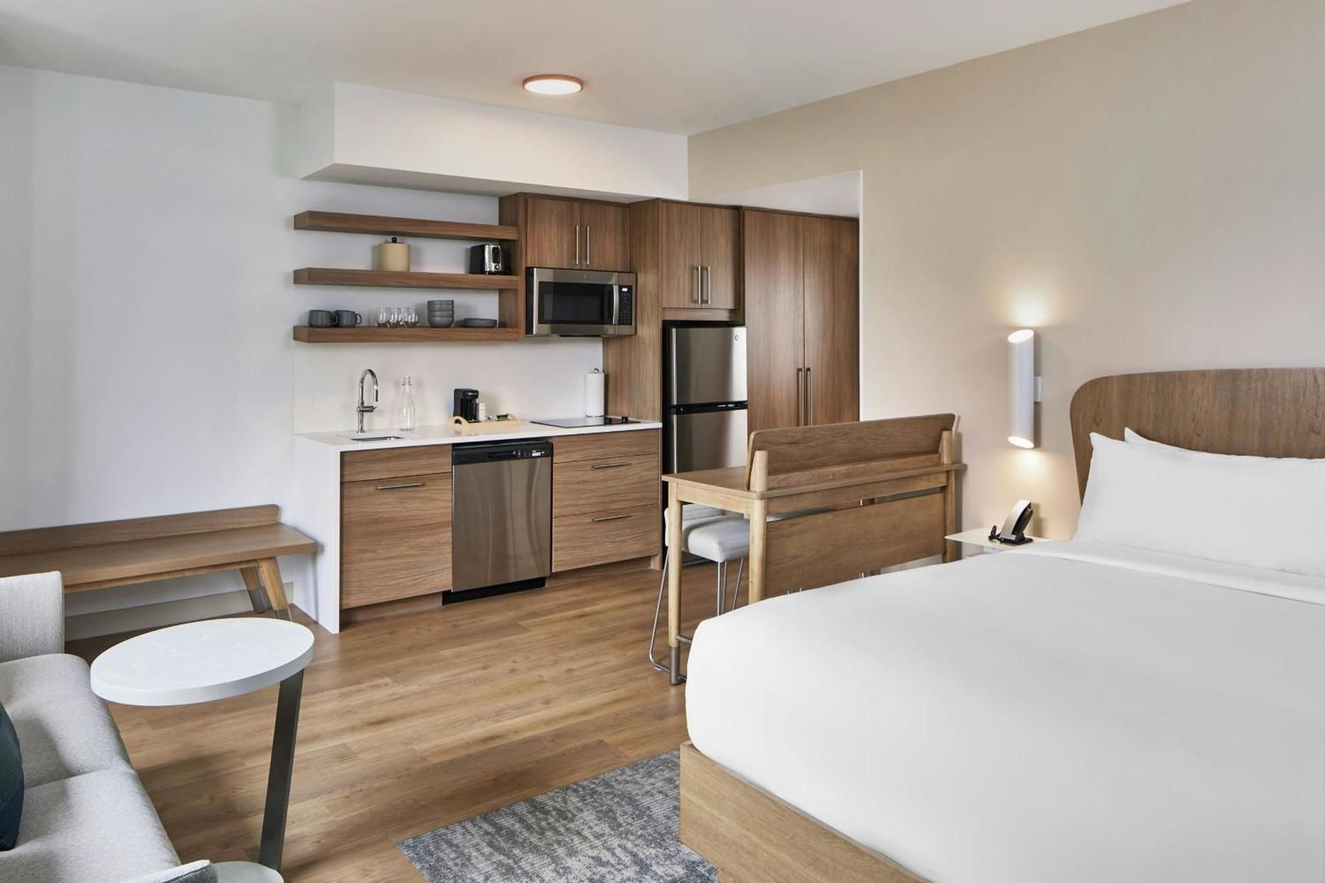 Studio King Room with Sofa Bed - Hearing/Mobility Accessible with Roll-In Shower
