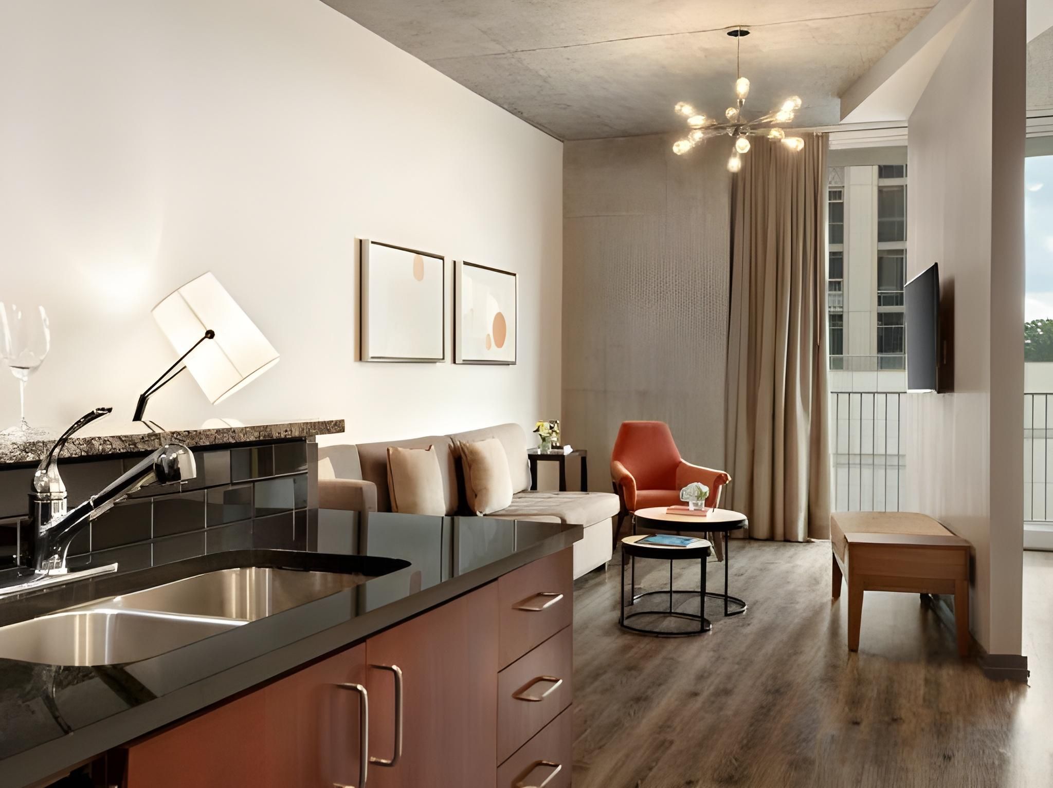 Twelve Midtown, Autograph Collection 1 Bedroom Suite, 1 King, Sofa bed 2