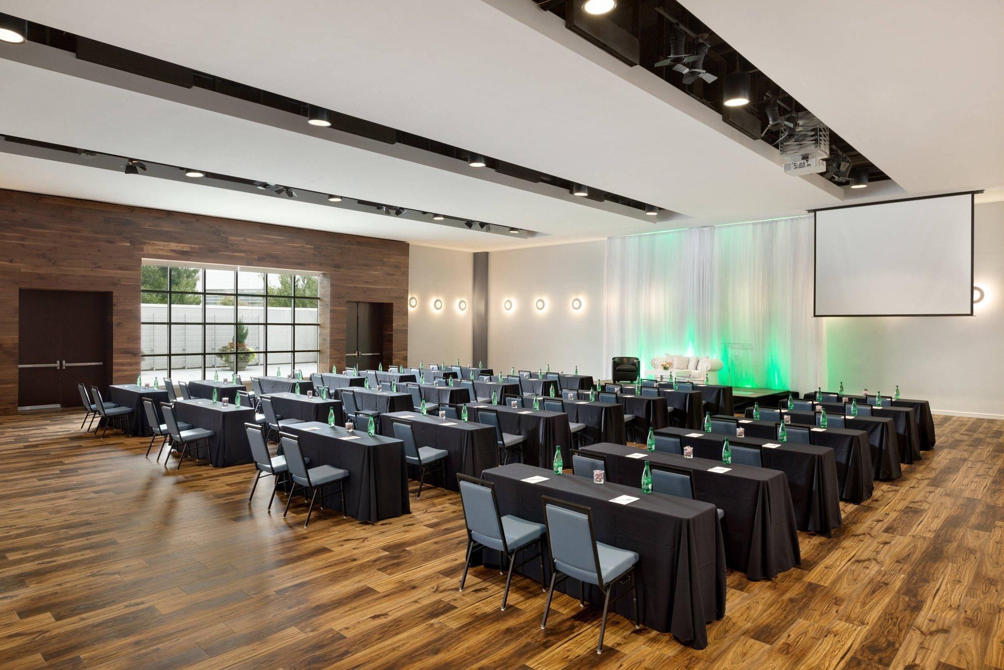 meeting room / ballrooms