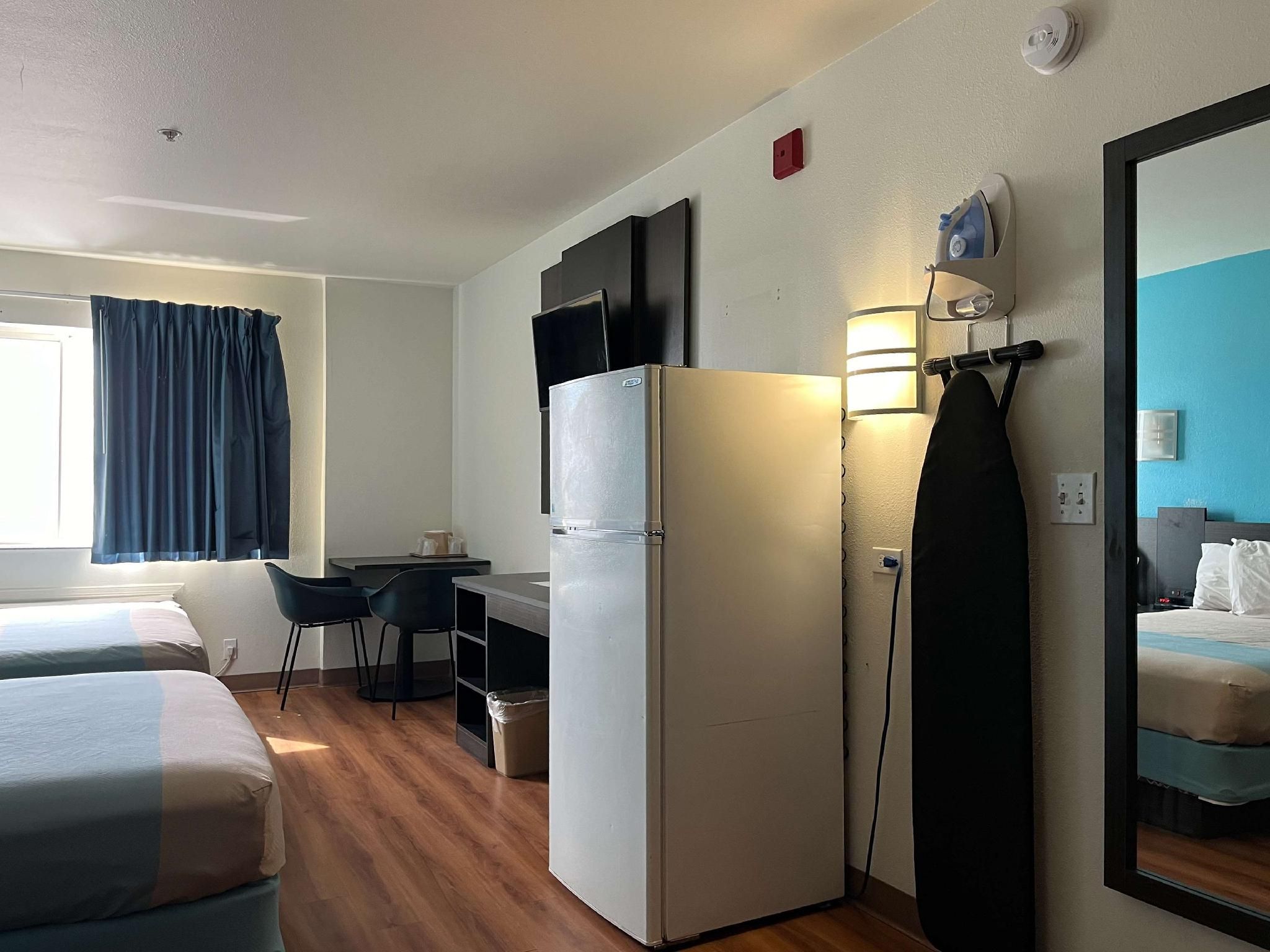 Studio 6  Las Cruces, NM - Telshor 2 Queen Beds | Suite, Non-Smoking, Kitchen 2